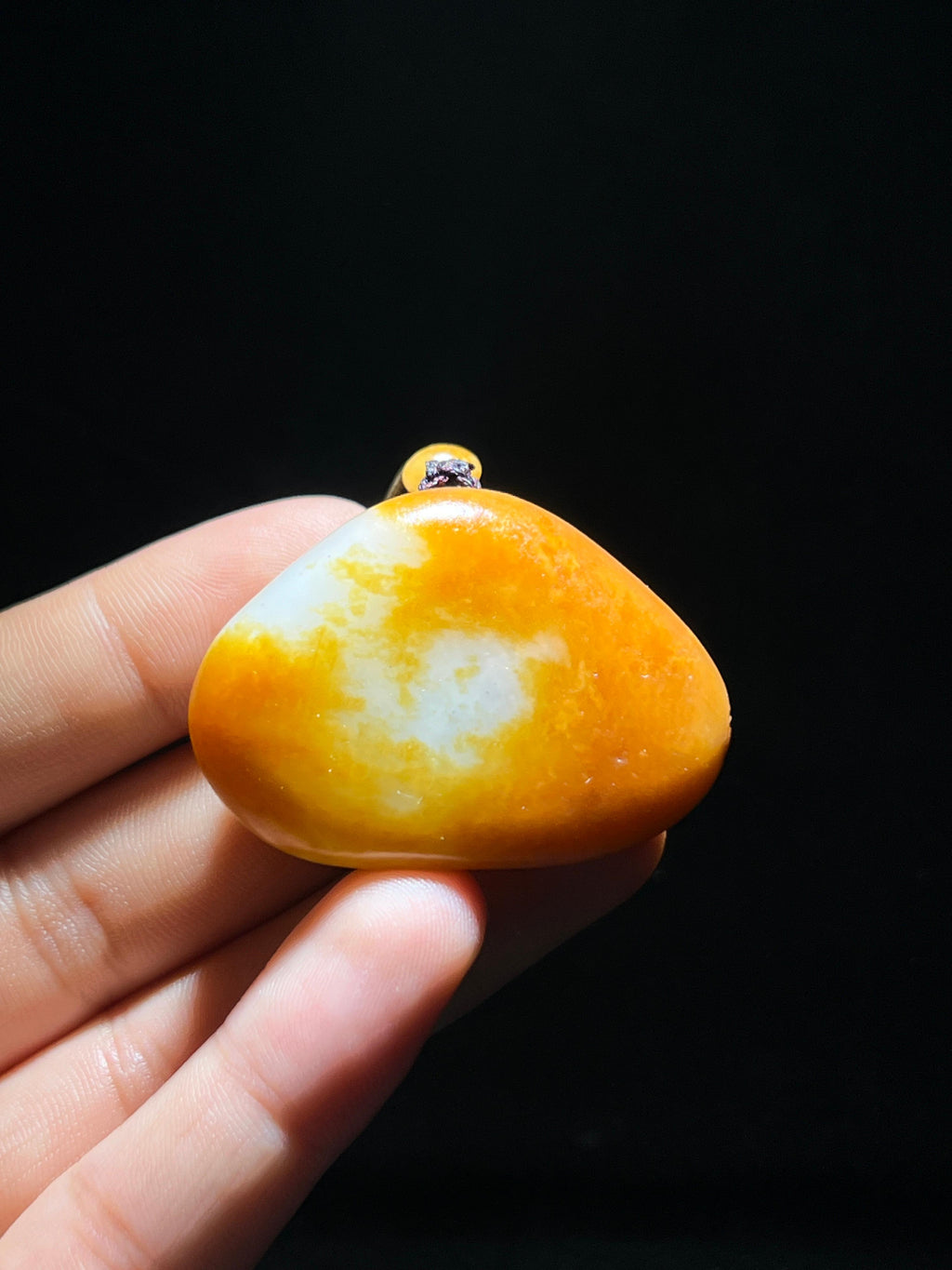 和田玉籽料观音（42.2g）