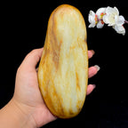 和田玉洒金皮籽料原石（81.2g）