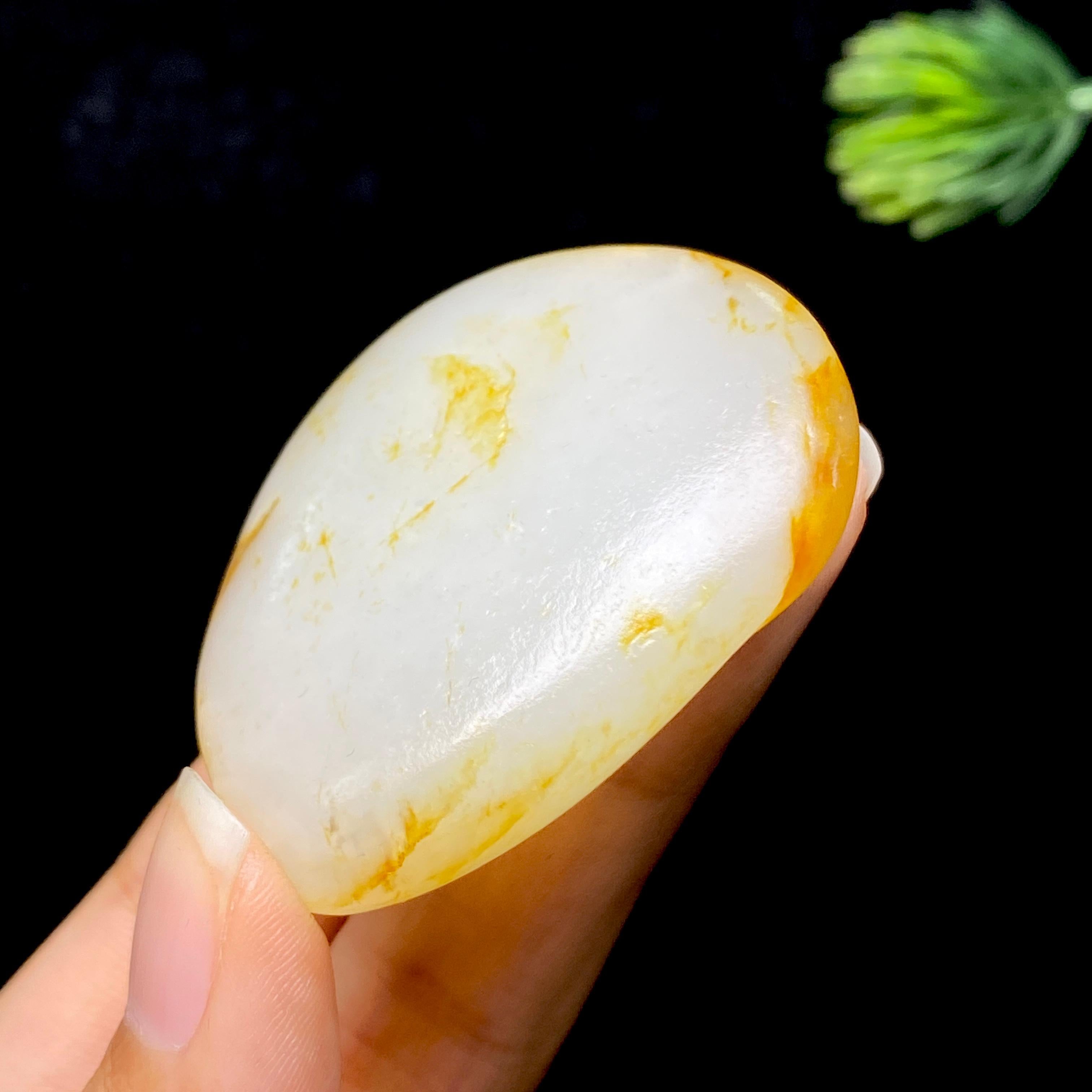 和田玉洒金皮籽料（51.37g）