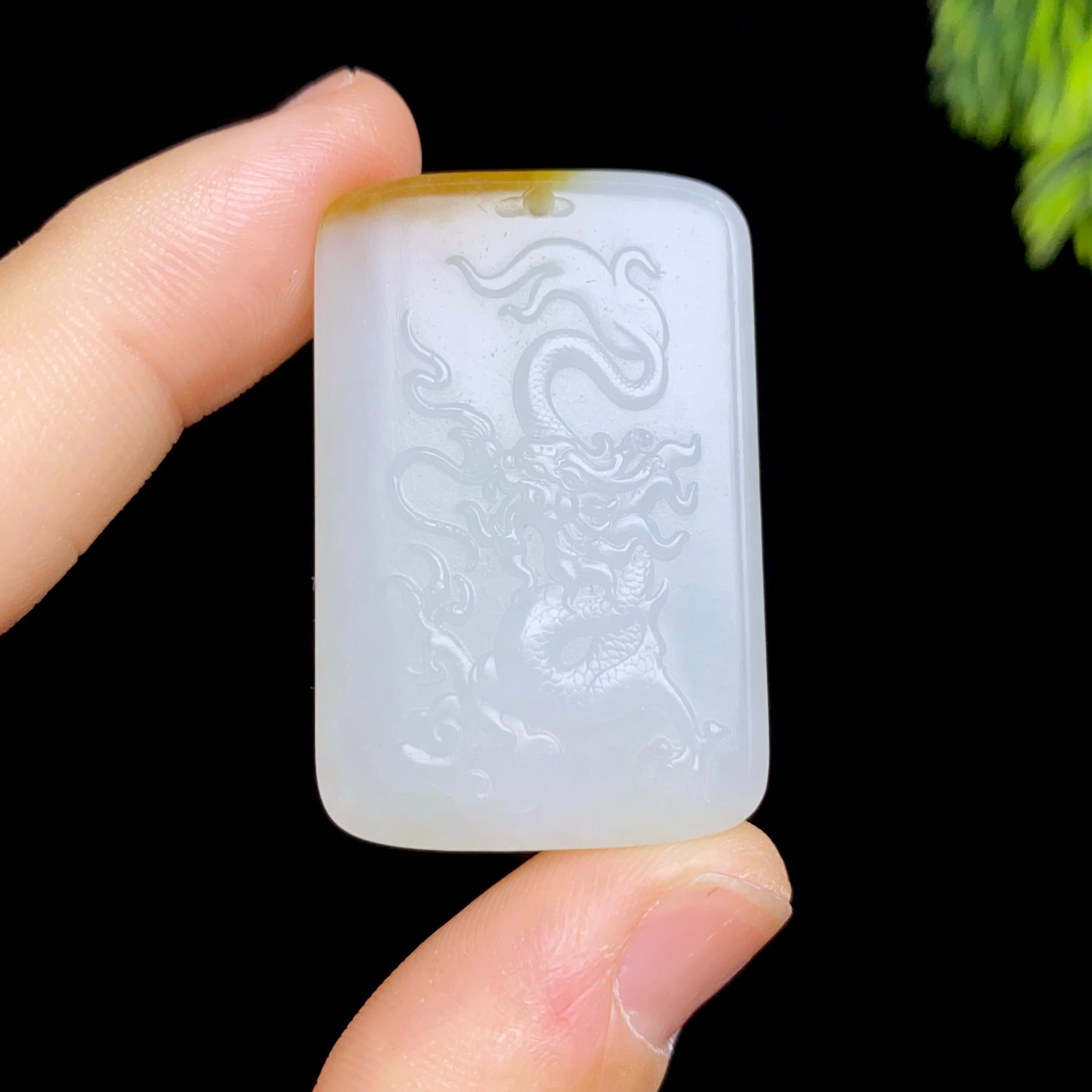 【超值推荐】和田玉糖白龙行天下（19.5g）