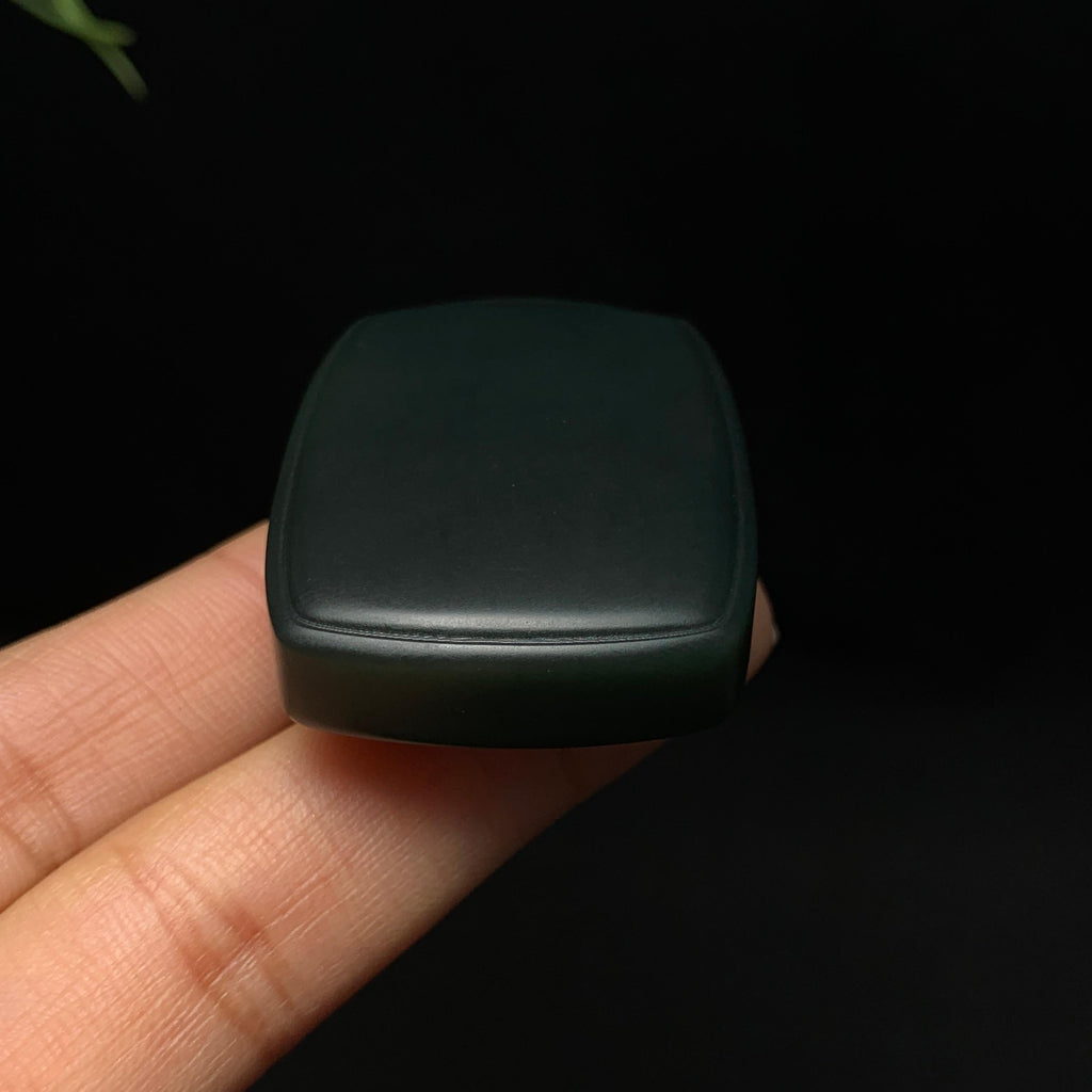 和田山料黑青平安牌挂件（42.0g）