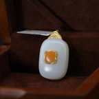 和田玉白玉包金嵌籽料挂件（17.9g）