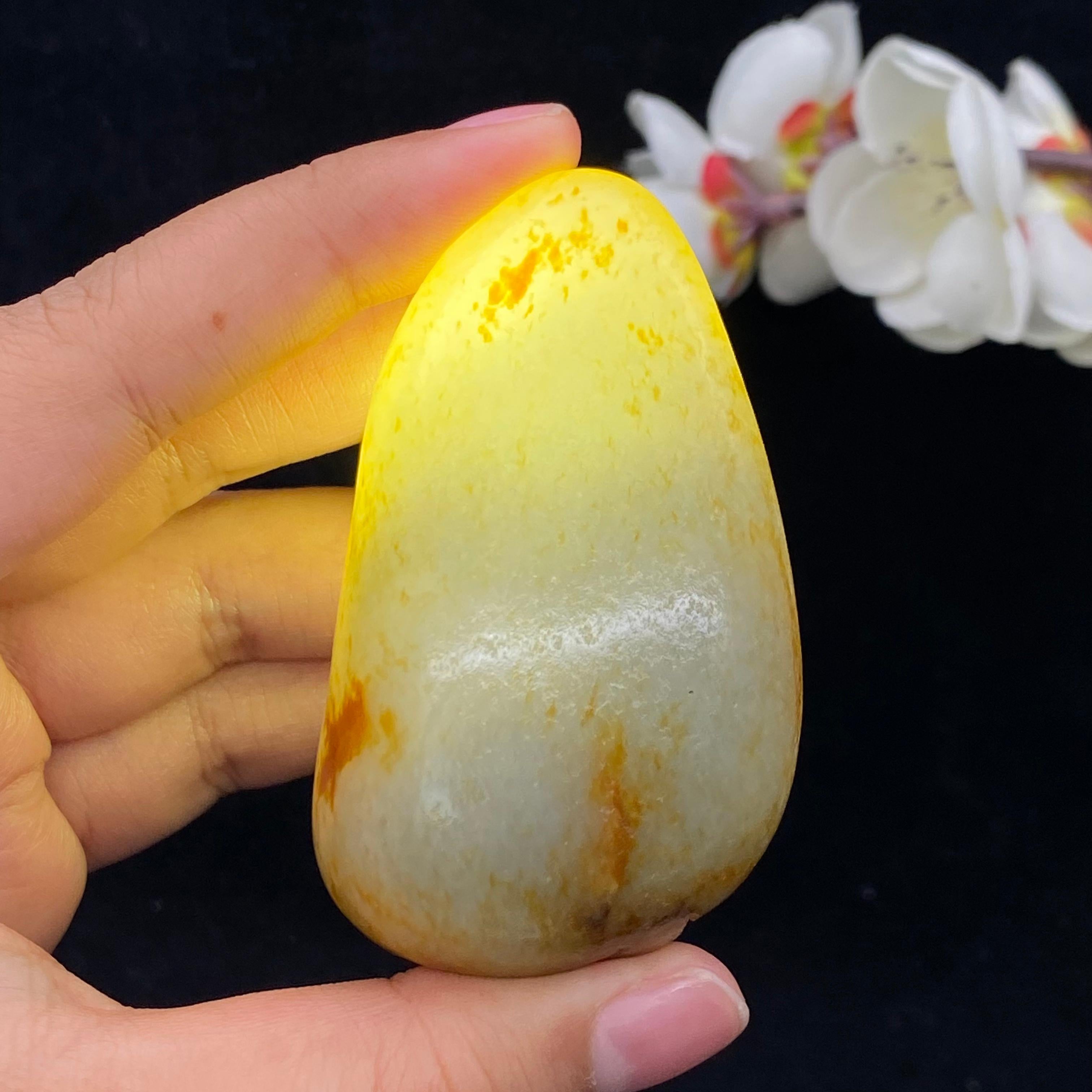 和田玉洒金皮青花底籽料手把件（122.2g）
