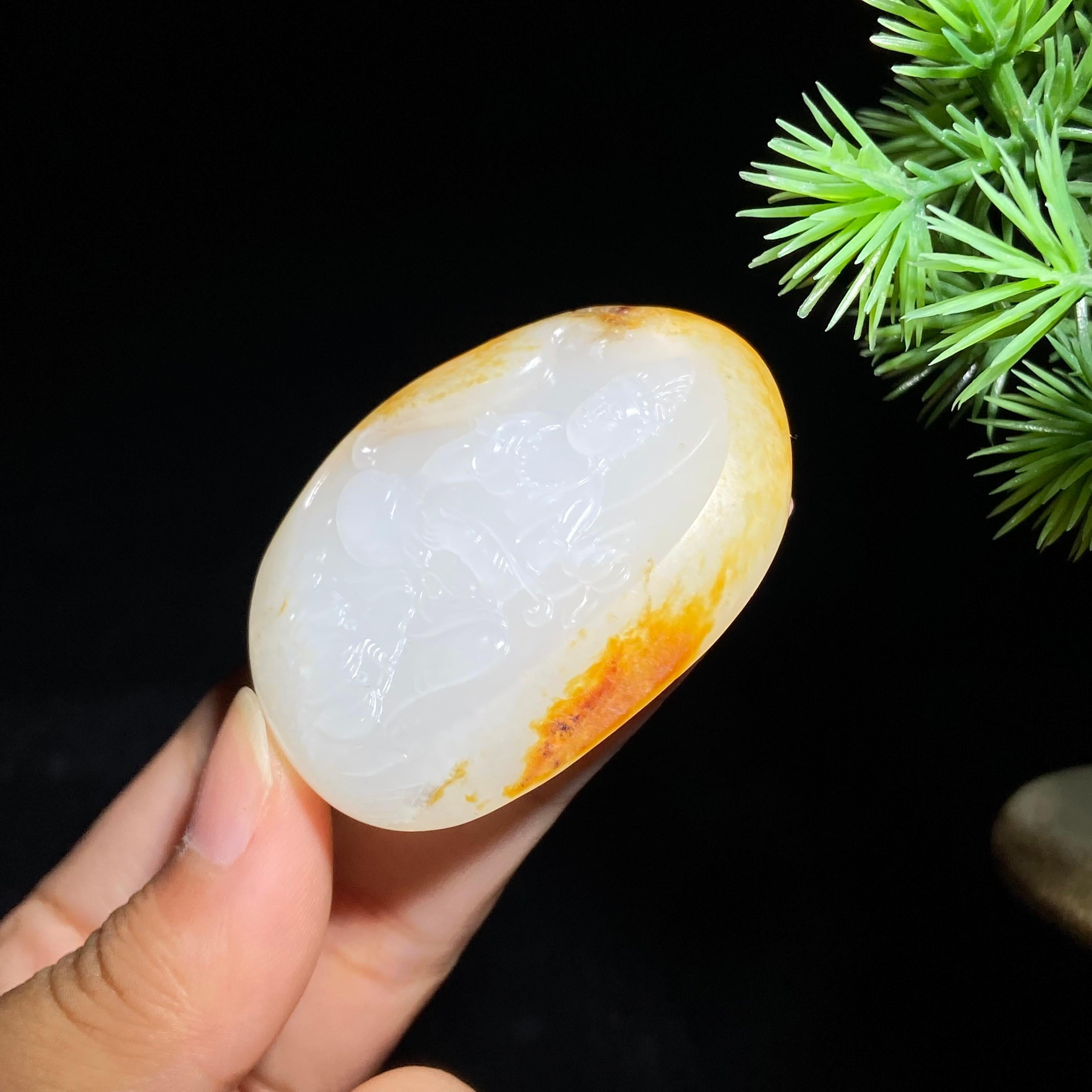 和田玉籽料观音（36.2g）
