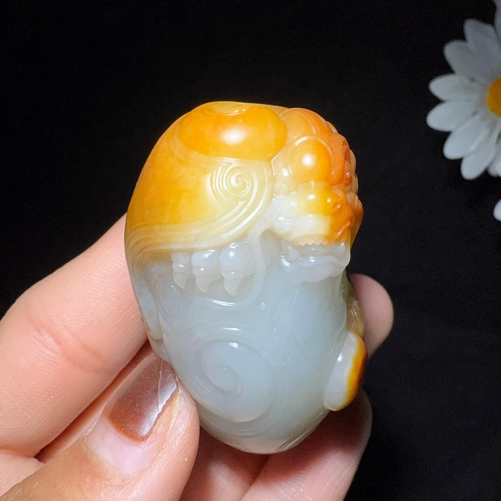 和田玉籽料挂件龙行天下手把件（92.6g）