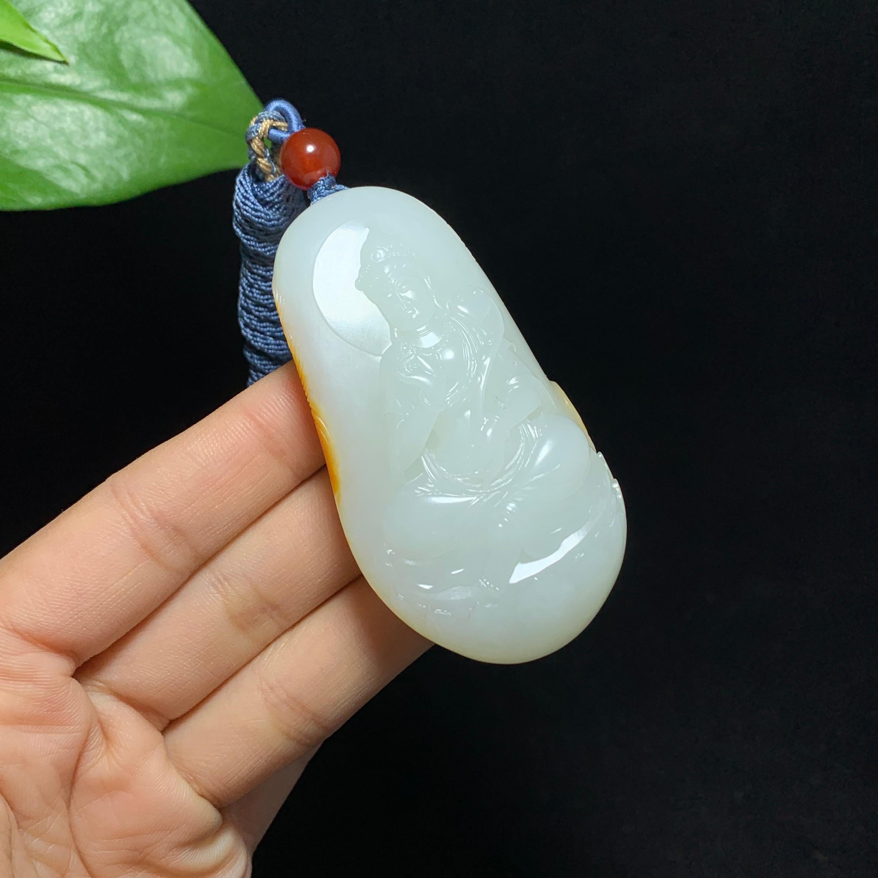 传承级和田籽料洒金皮白玉观音挂件（77.0g）