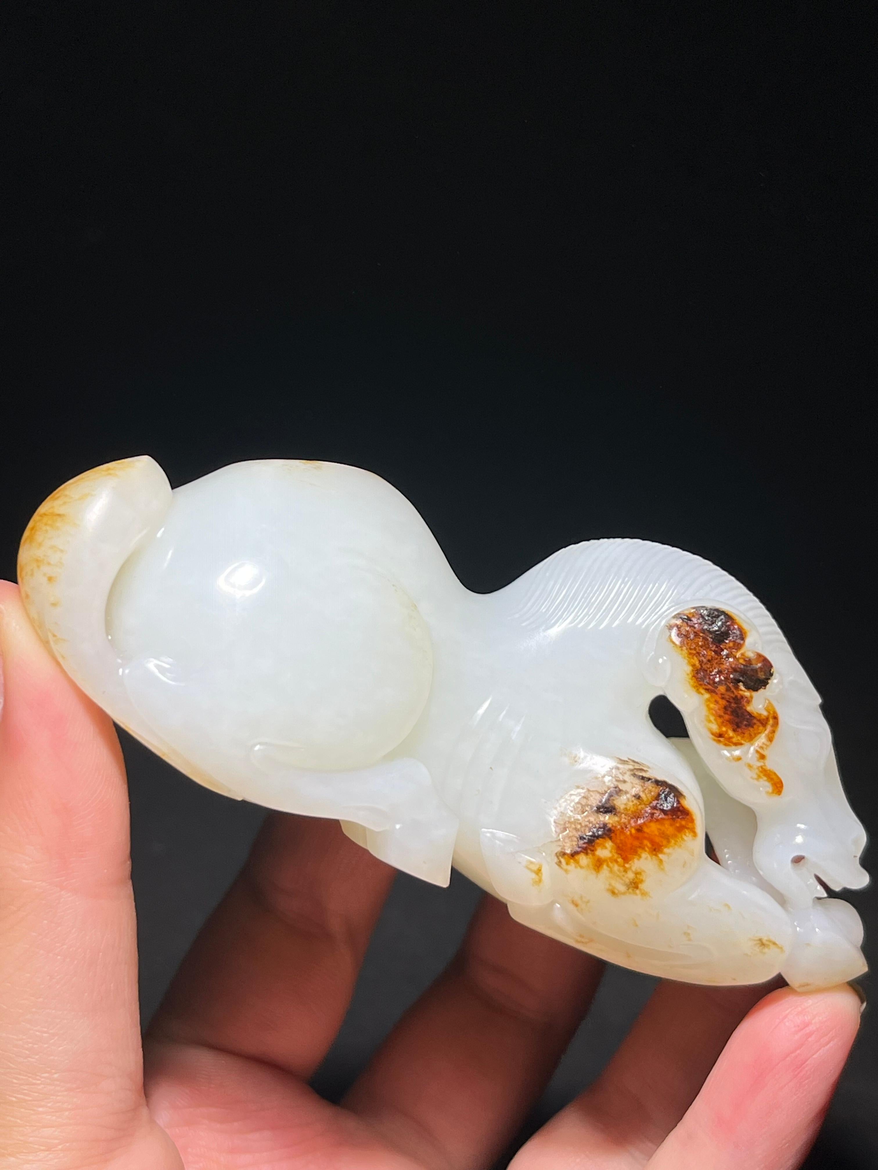 和田玉籽料白玉马（133.0g）