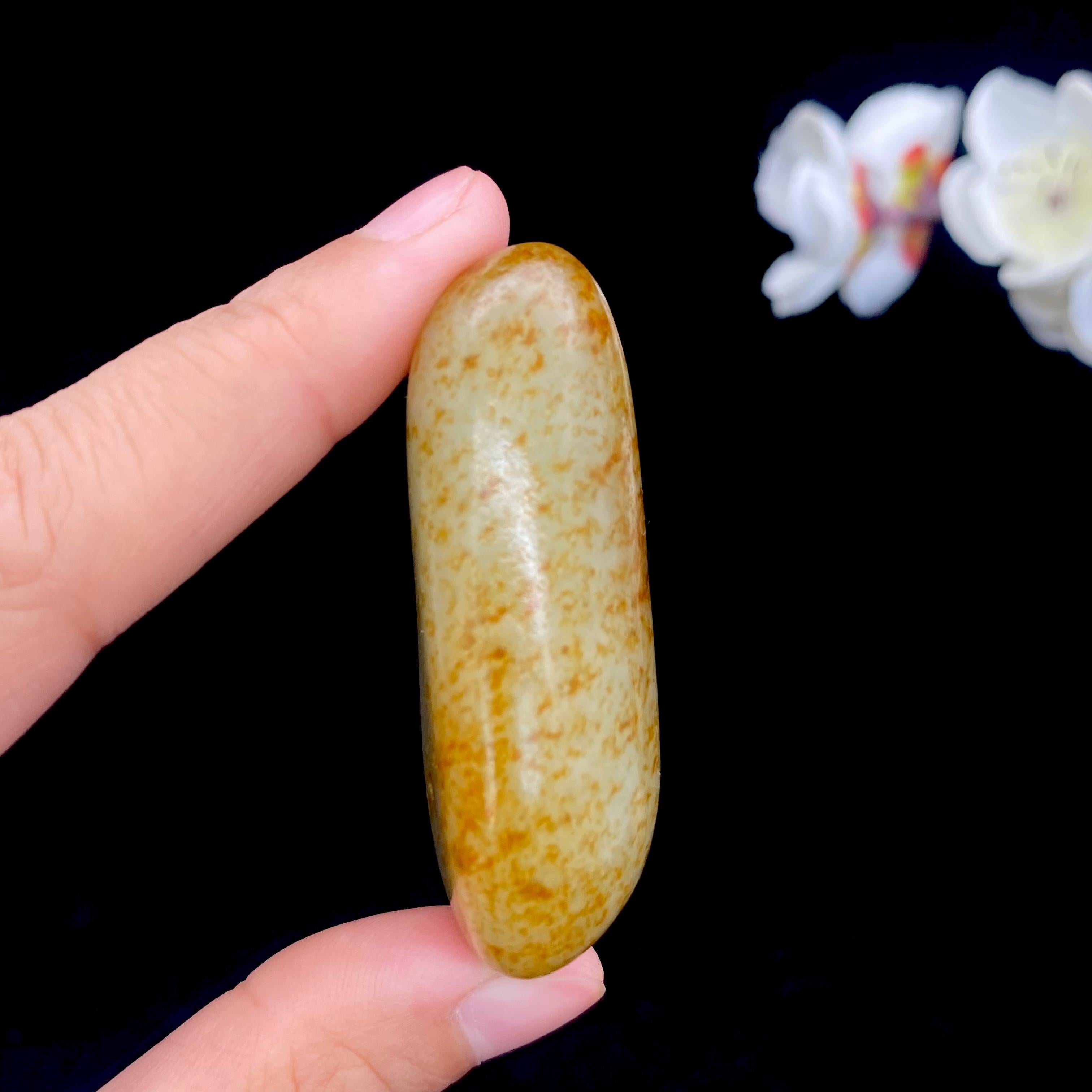和田玉洒金皮籽料原石（39g）