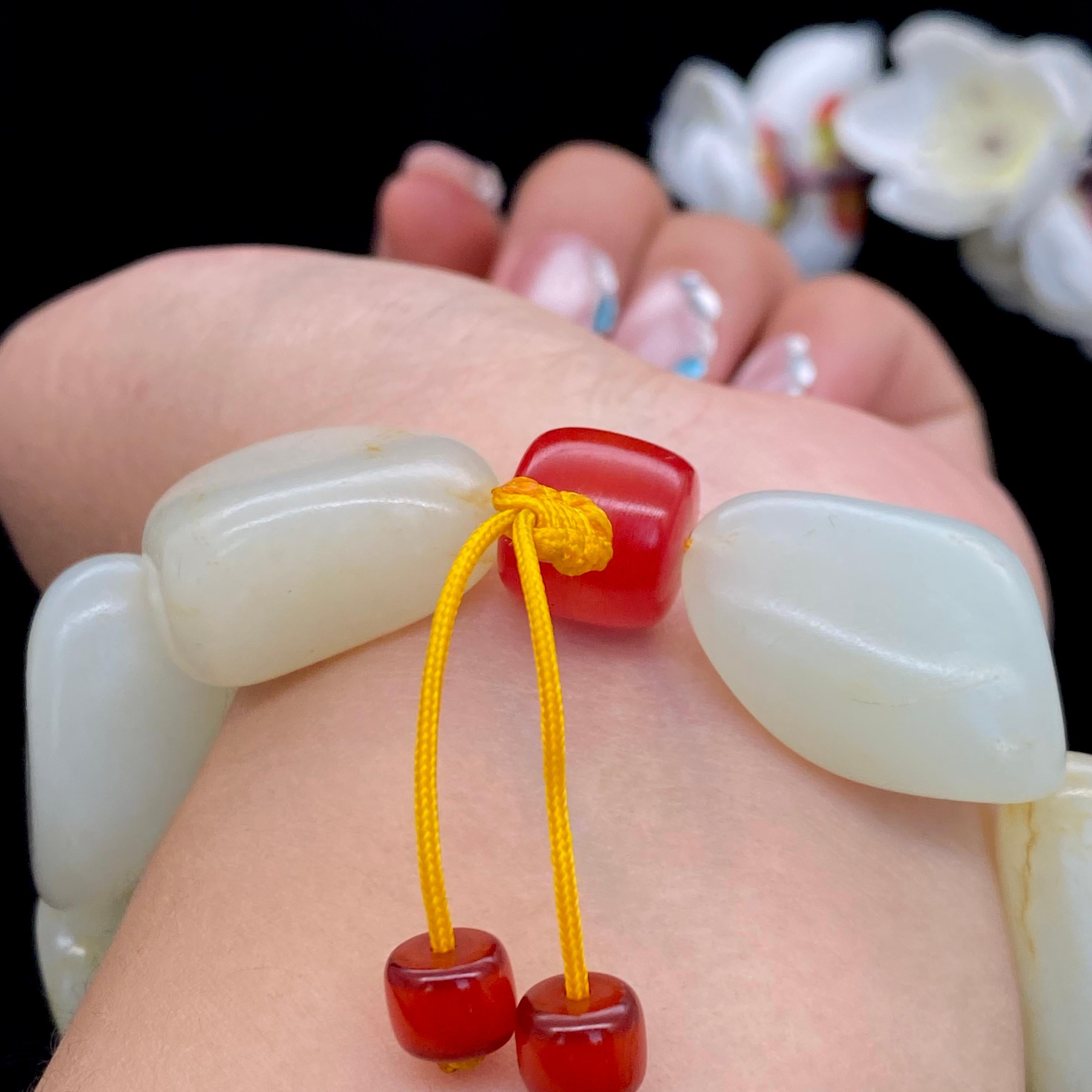 和田玉洒金皮【精品手串】（106.1g）