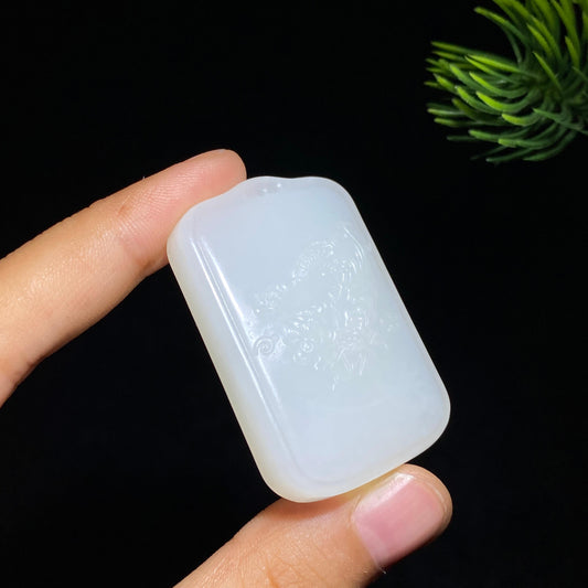 和田玉白玉龙行天下（35.1g）