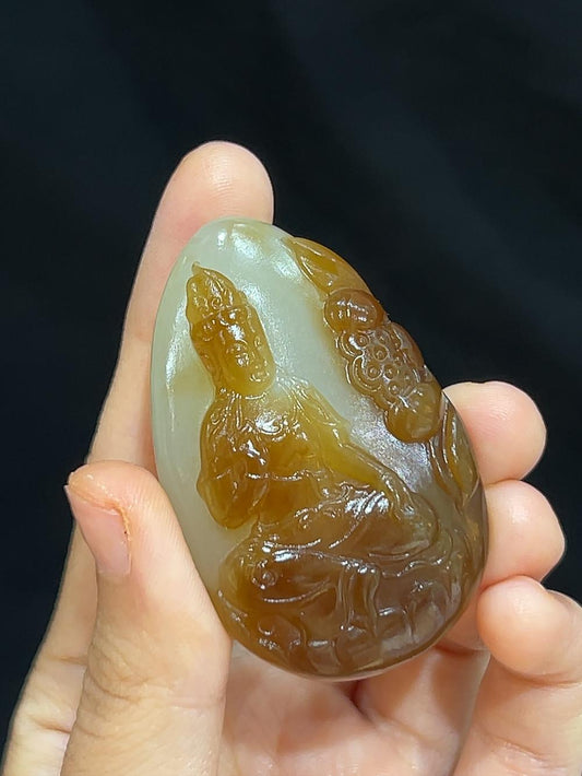 和田玉且末料糖白观音（40.3g）