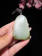 和田玉籽料翠青白度母（45.1g）