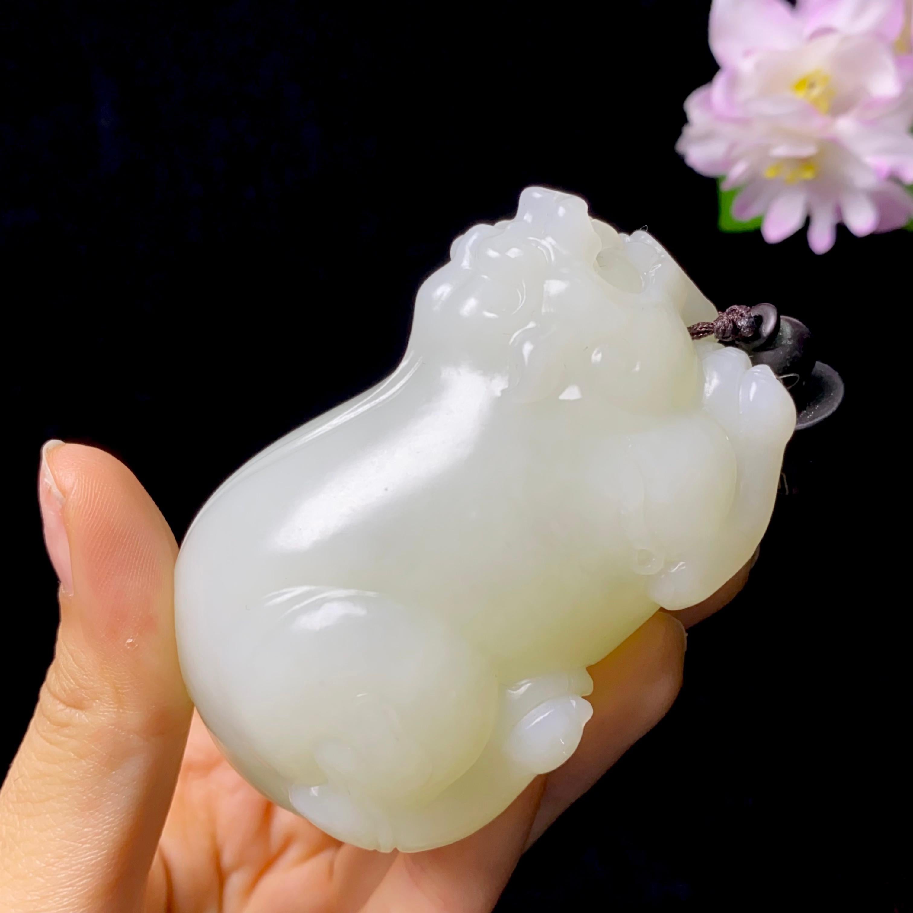 手把件– 厚德载玉