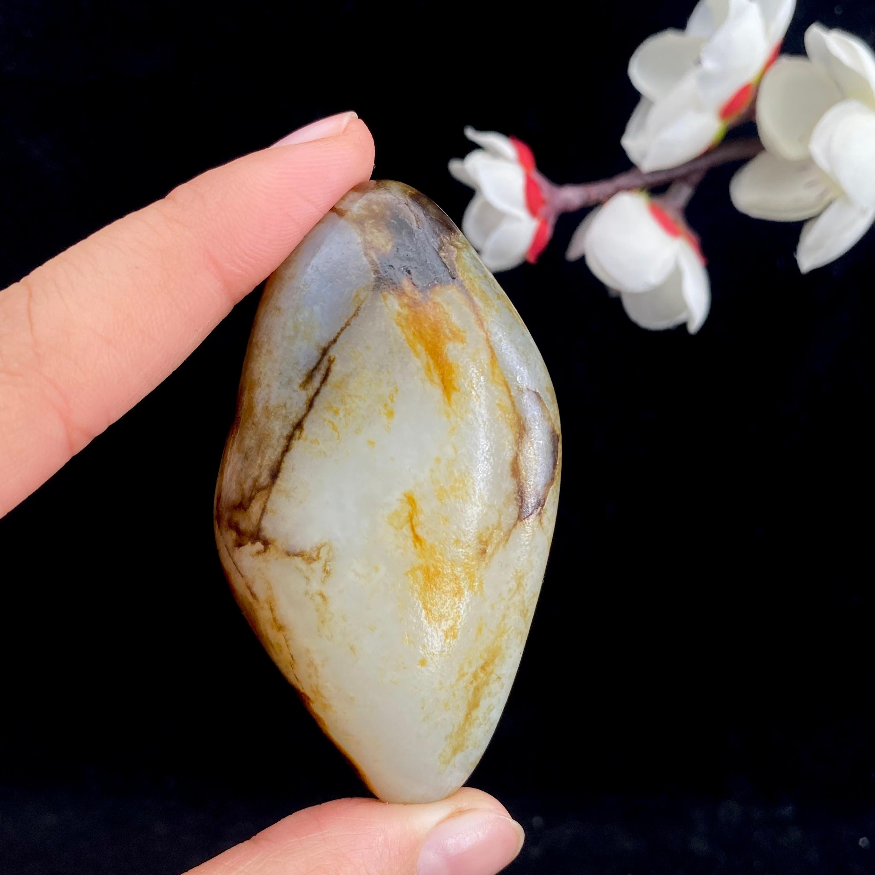 和田玉秋梨皮籽料原石(71.4g)