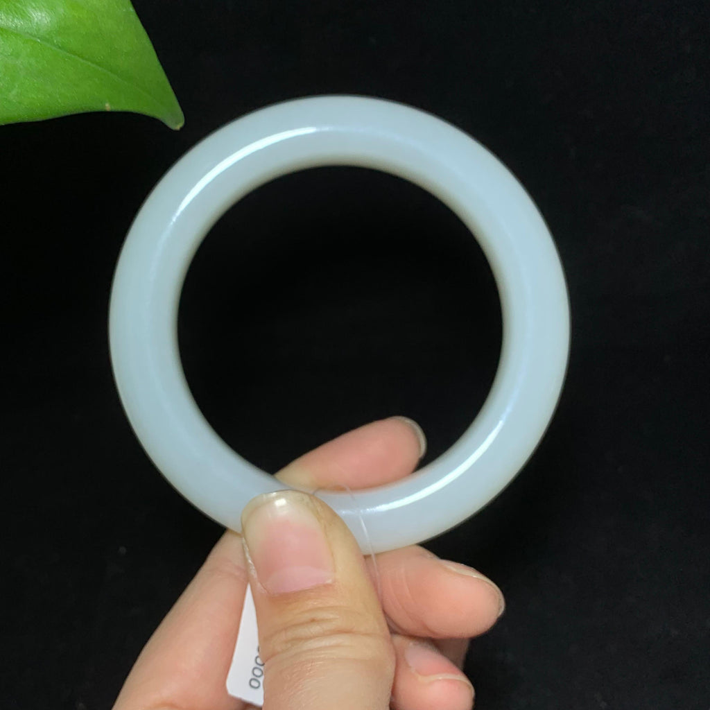 收藏级和田山料羊脂白玉手镯（71.0g）