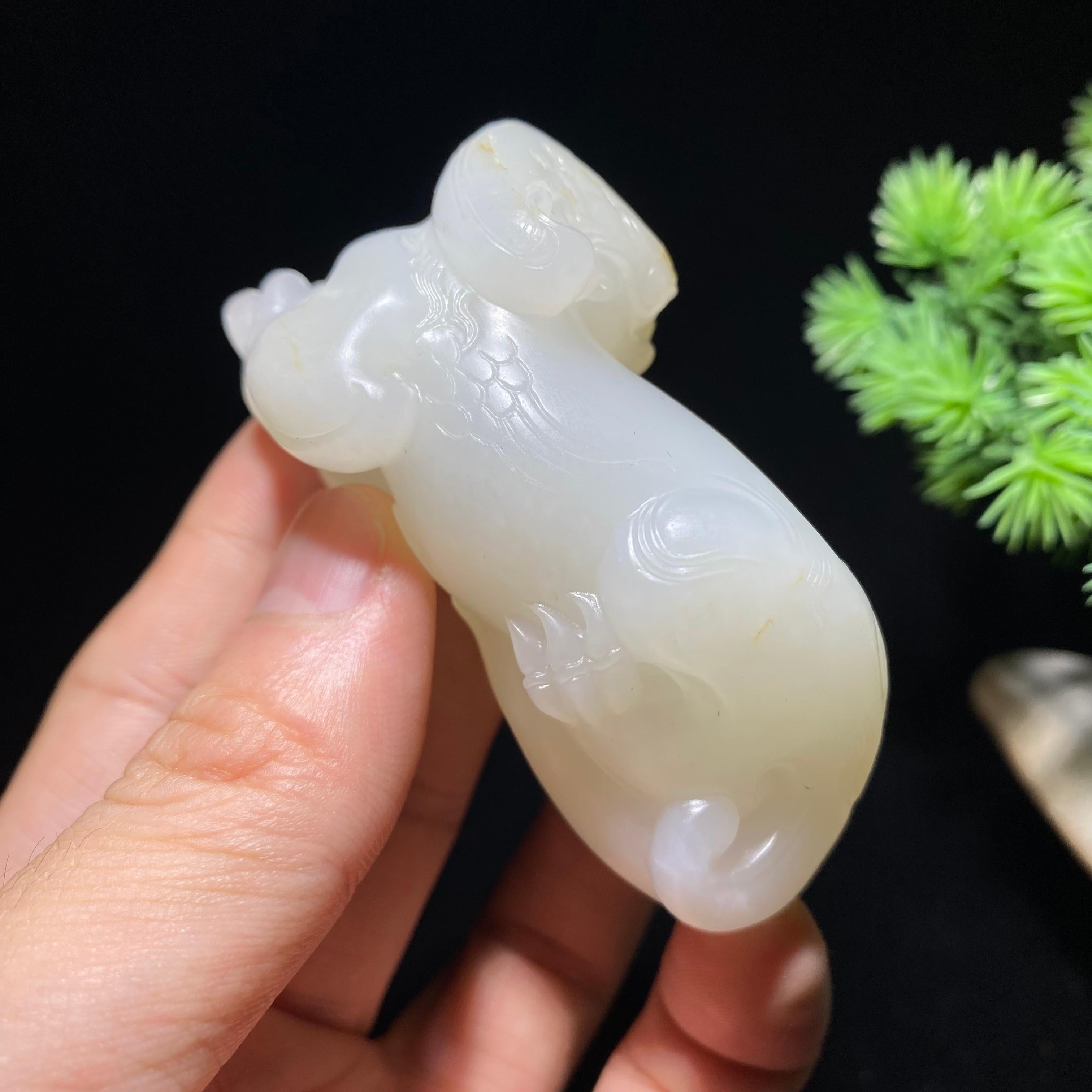 和田玉籽料貔貅把件（127.7g）