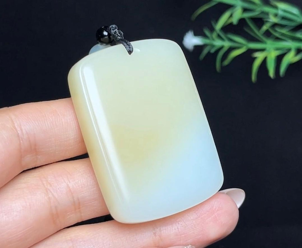 和田玉糖白羊脂玉平安无事牌（52.7g）