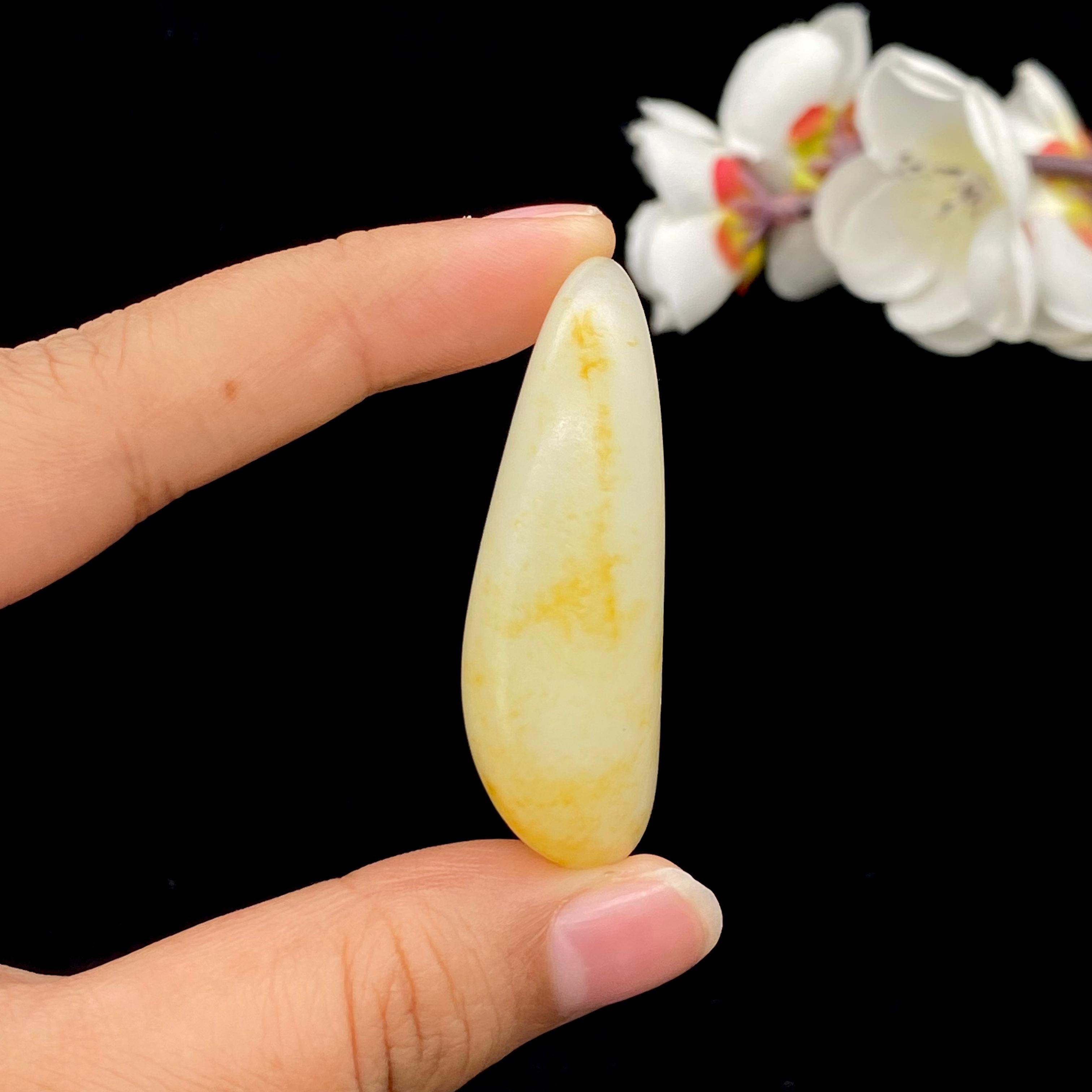 和田玉洒金皮籽料挂件（37.5g）