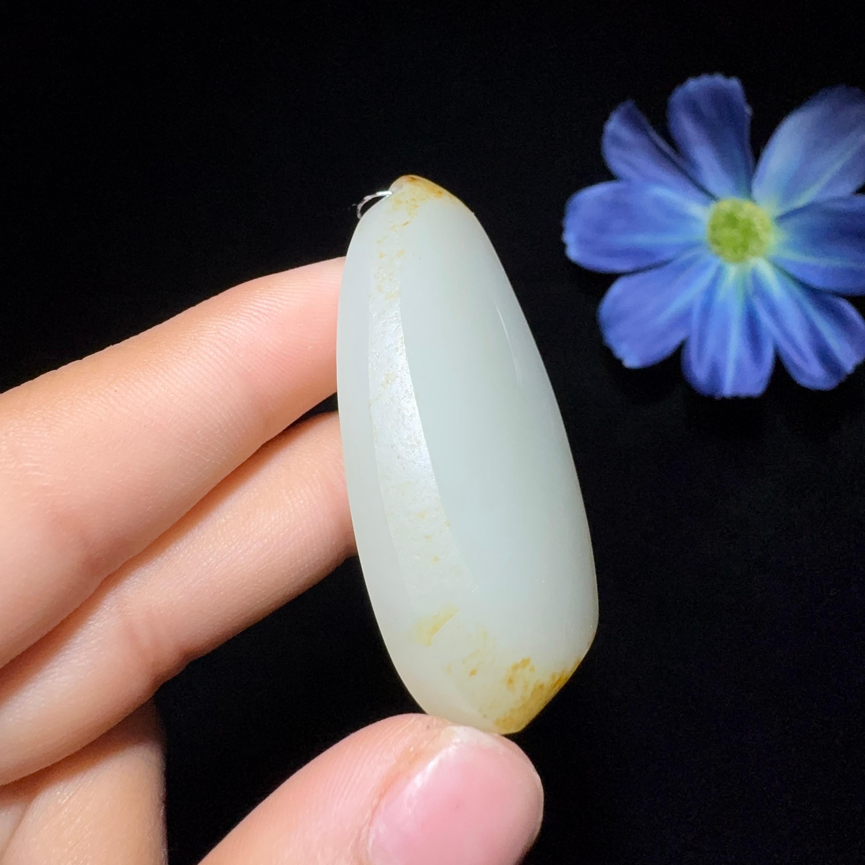 和田玉籽料平安无事牌（29.3g）