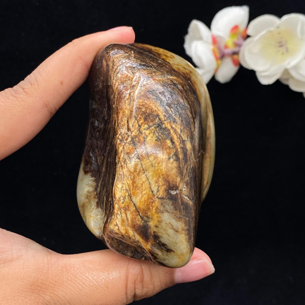 和田玉聚黑皮籽料（348.7g）