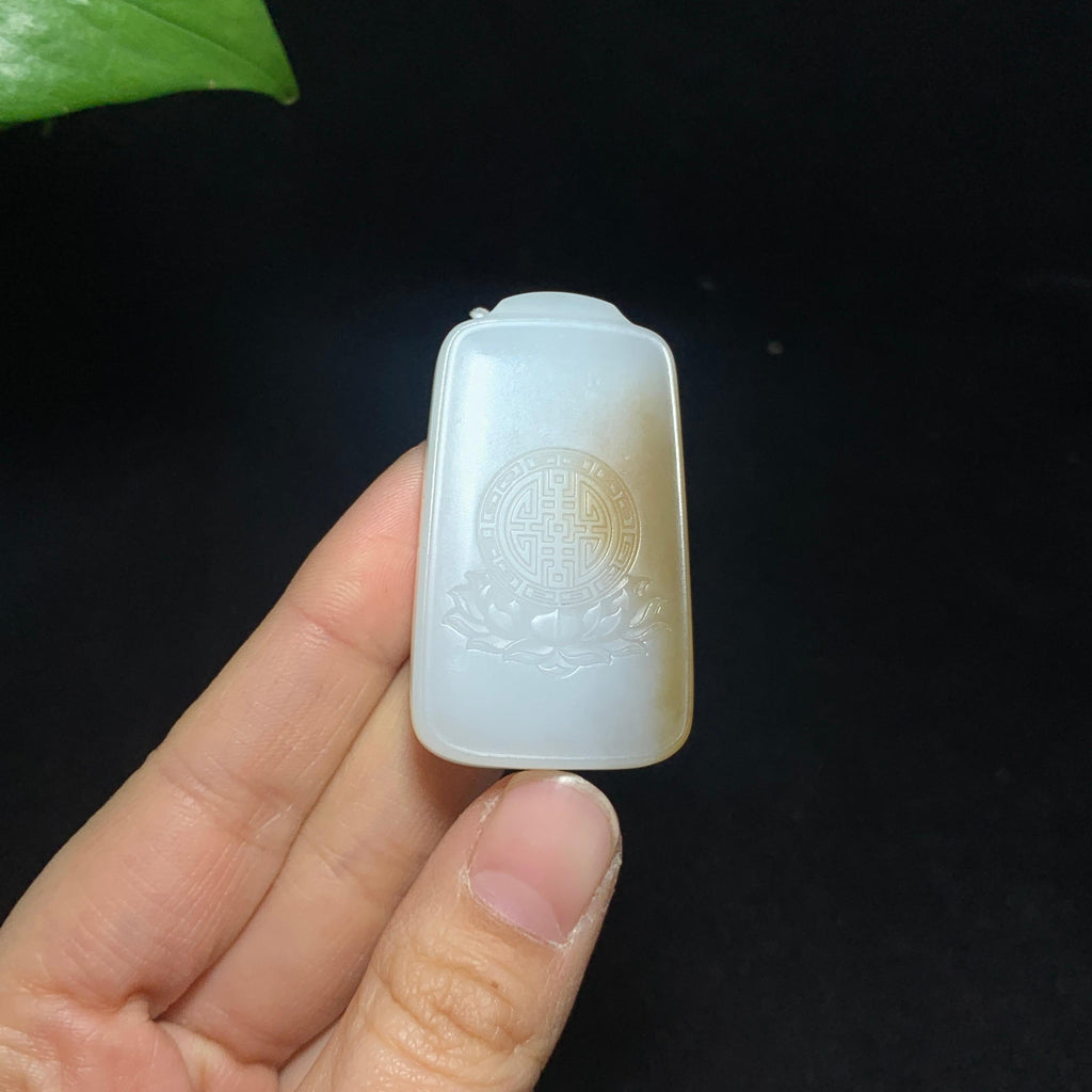 高品质新疆且末羊脂糖白玉连年有余（29.8g）
