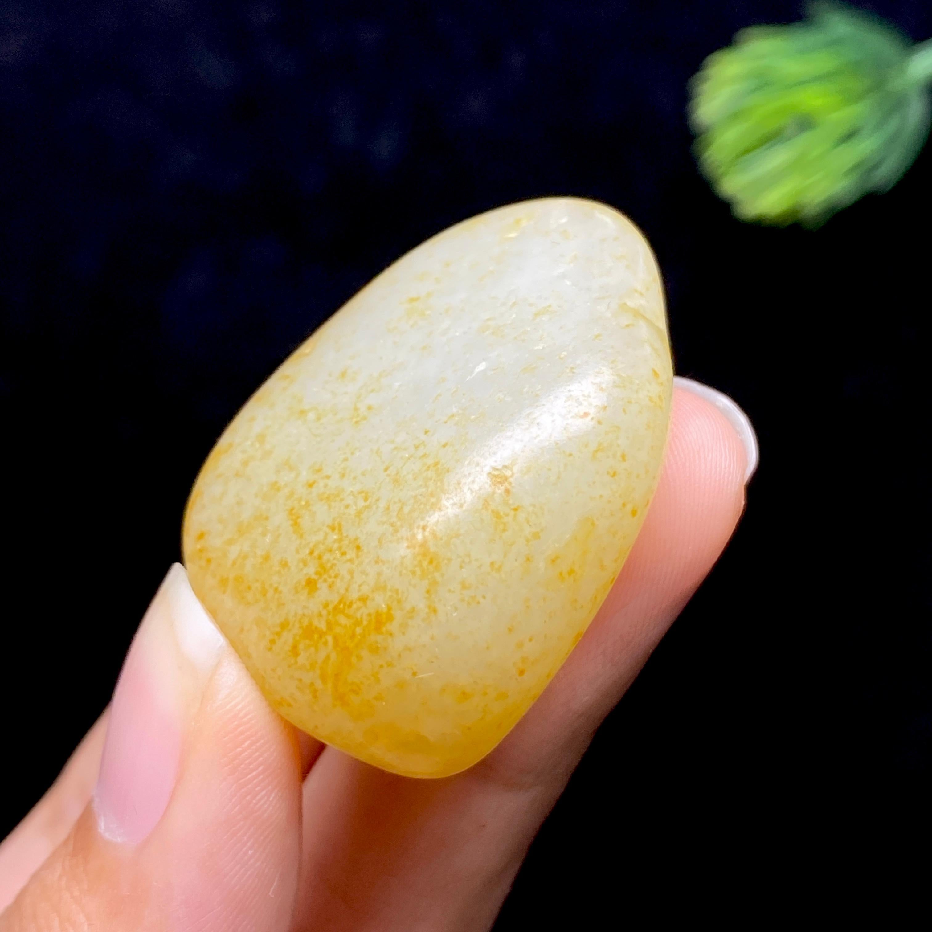 和田玉洒金皮籽料（25.8g）