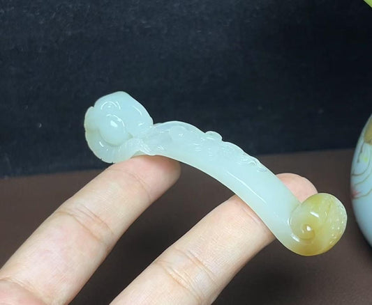 新疆和田玉且末糖料样样如意（22.8g）