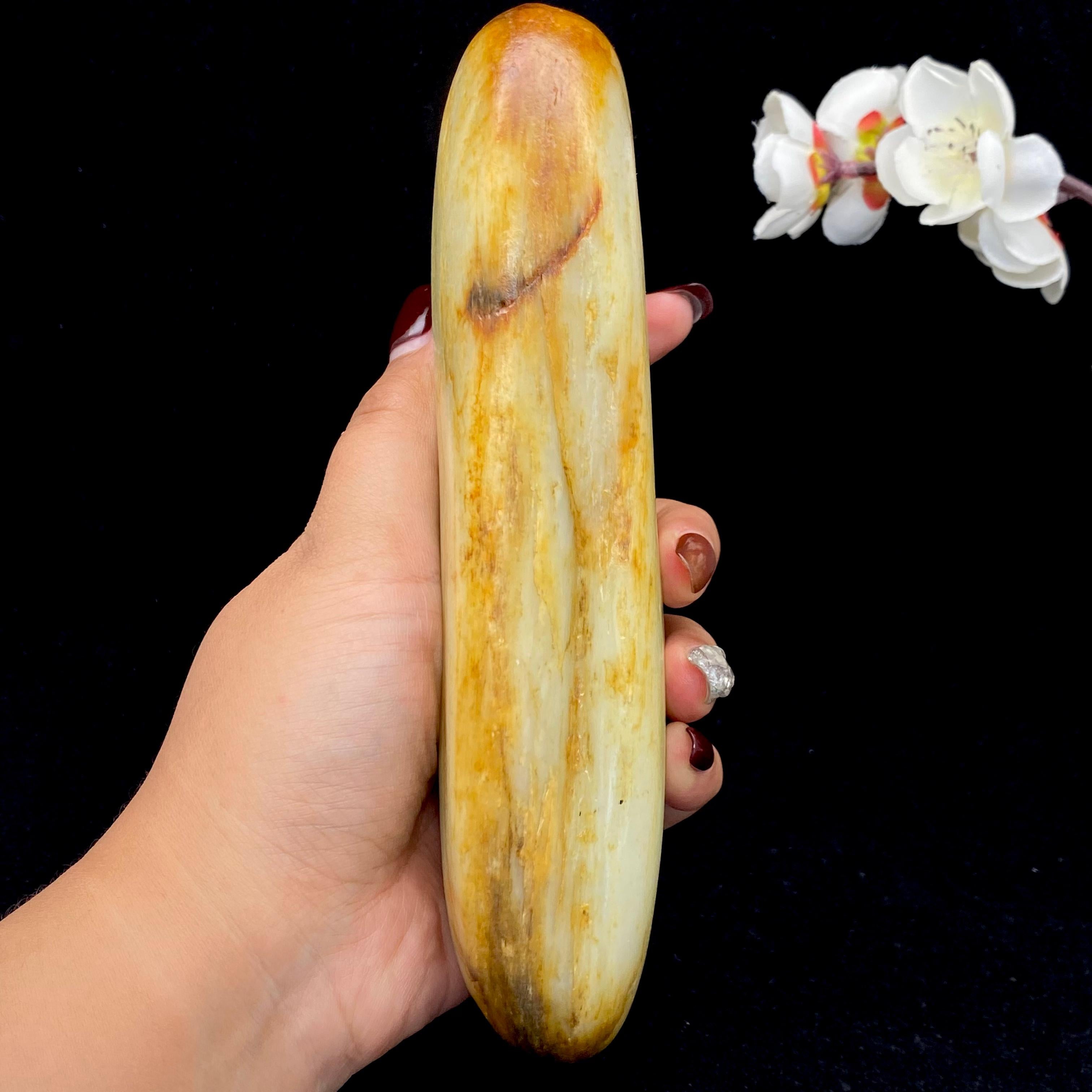 和田玉洒金皮籽料原石（81.2g）