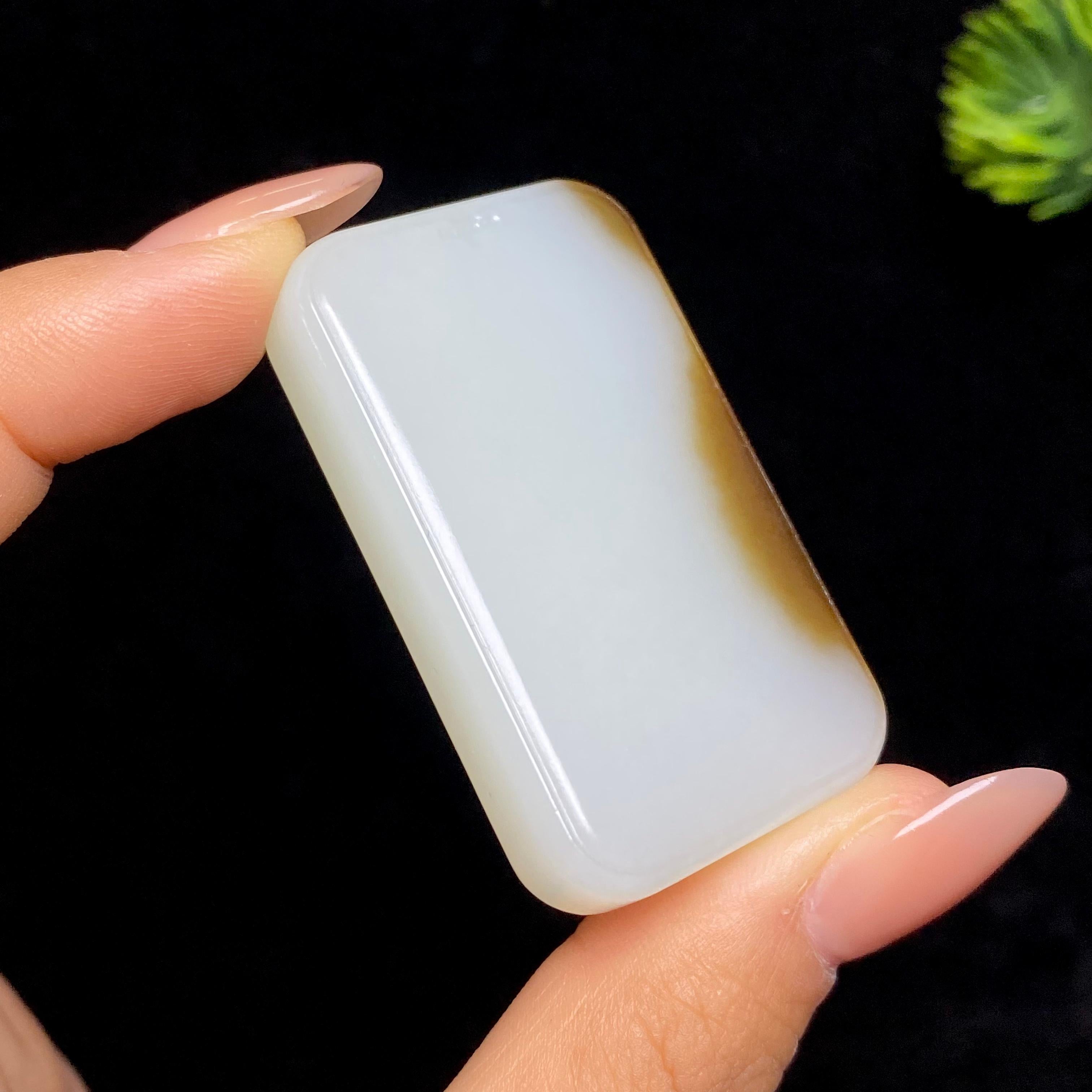 和田玉糖白无事牌（38.6g）
