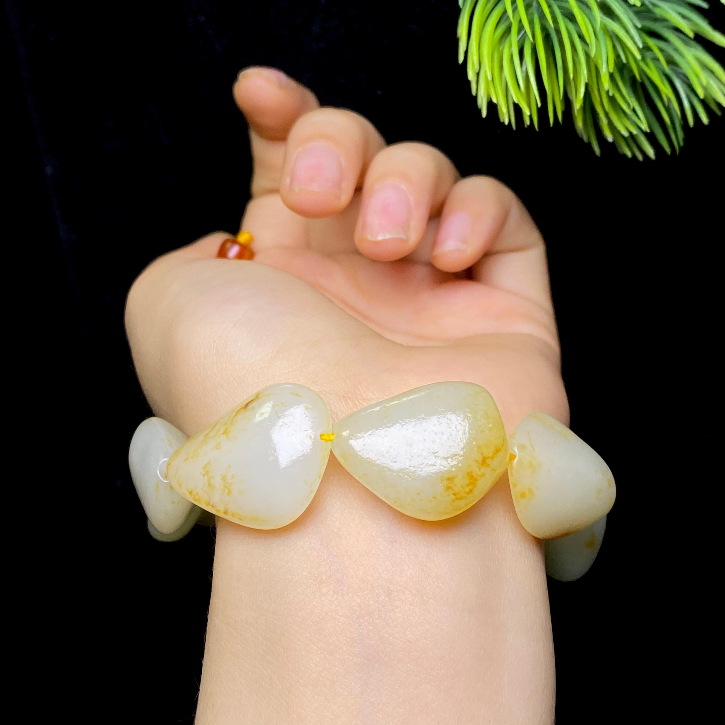 和田玉洒金皮白肉籽料手串（61.0g）