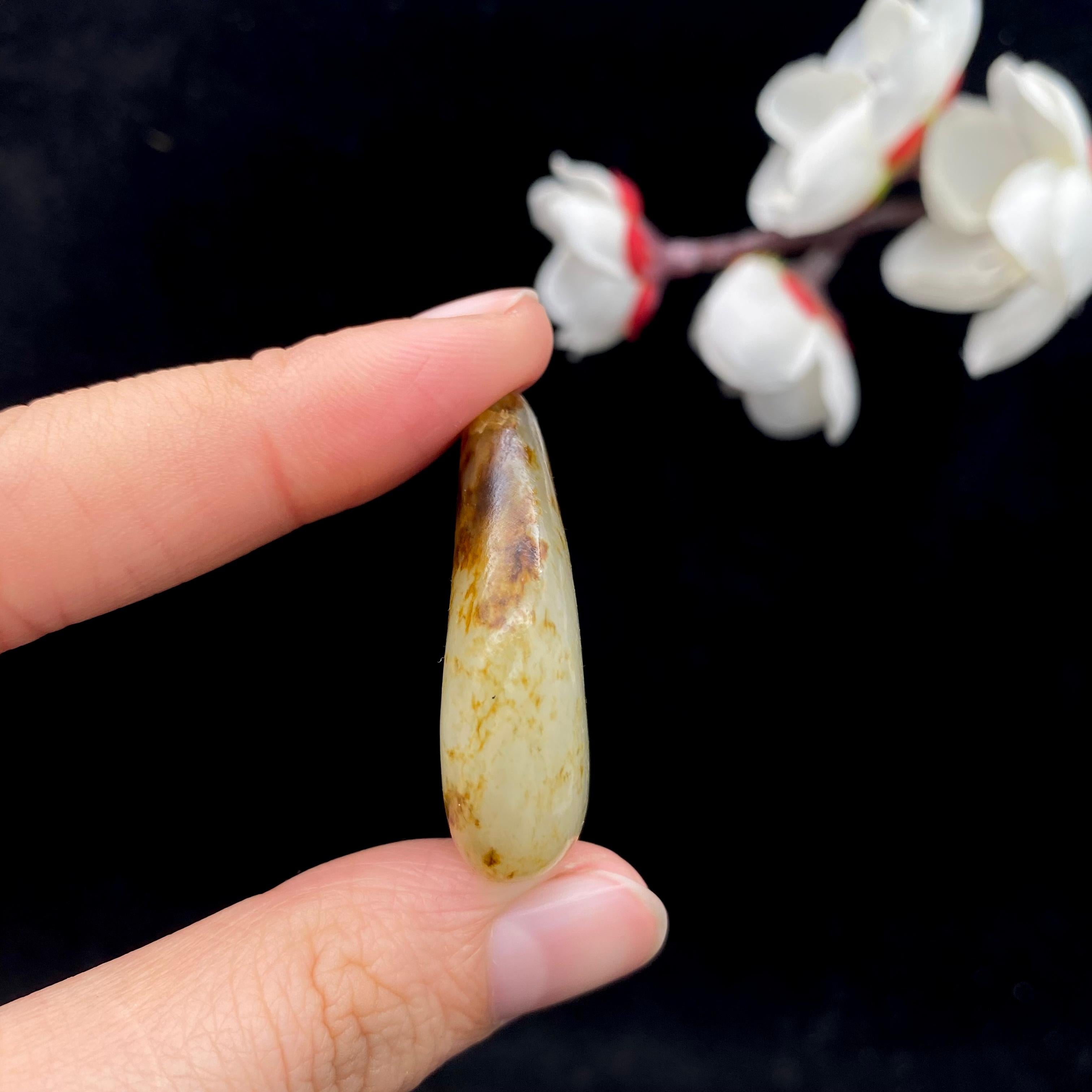和田玉聚红皮籽料吊坠籽（14.6g）