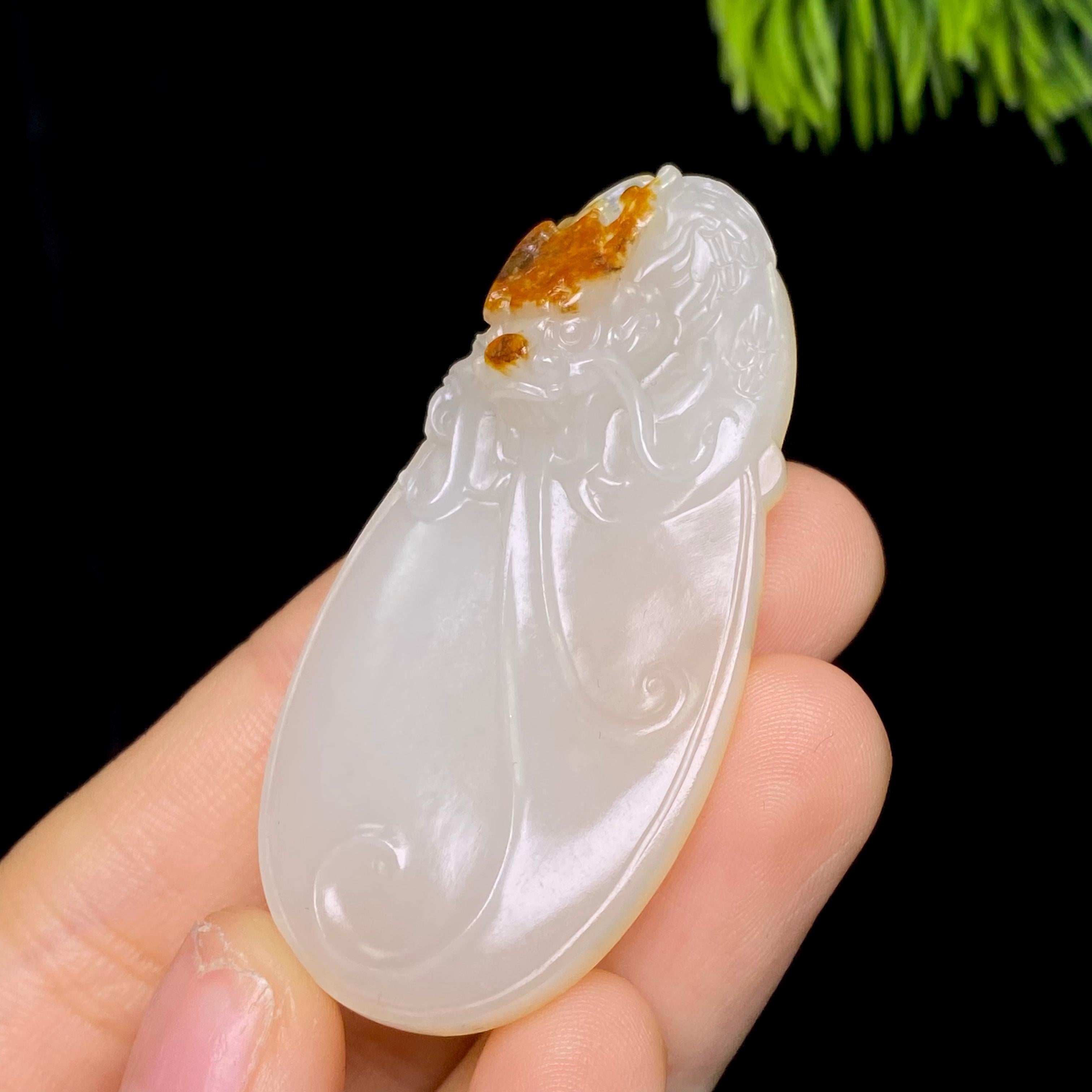 和田玉籽料龙行天下（18.3g）