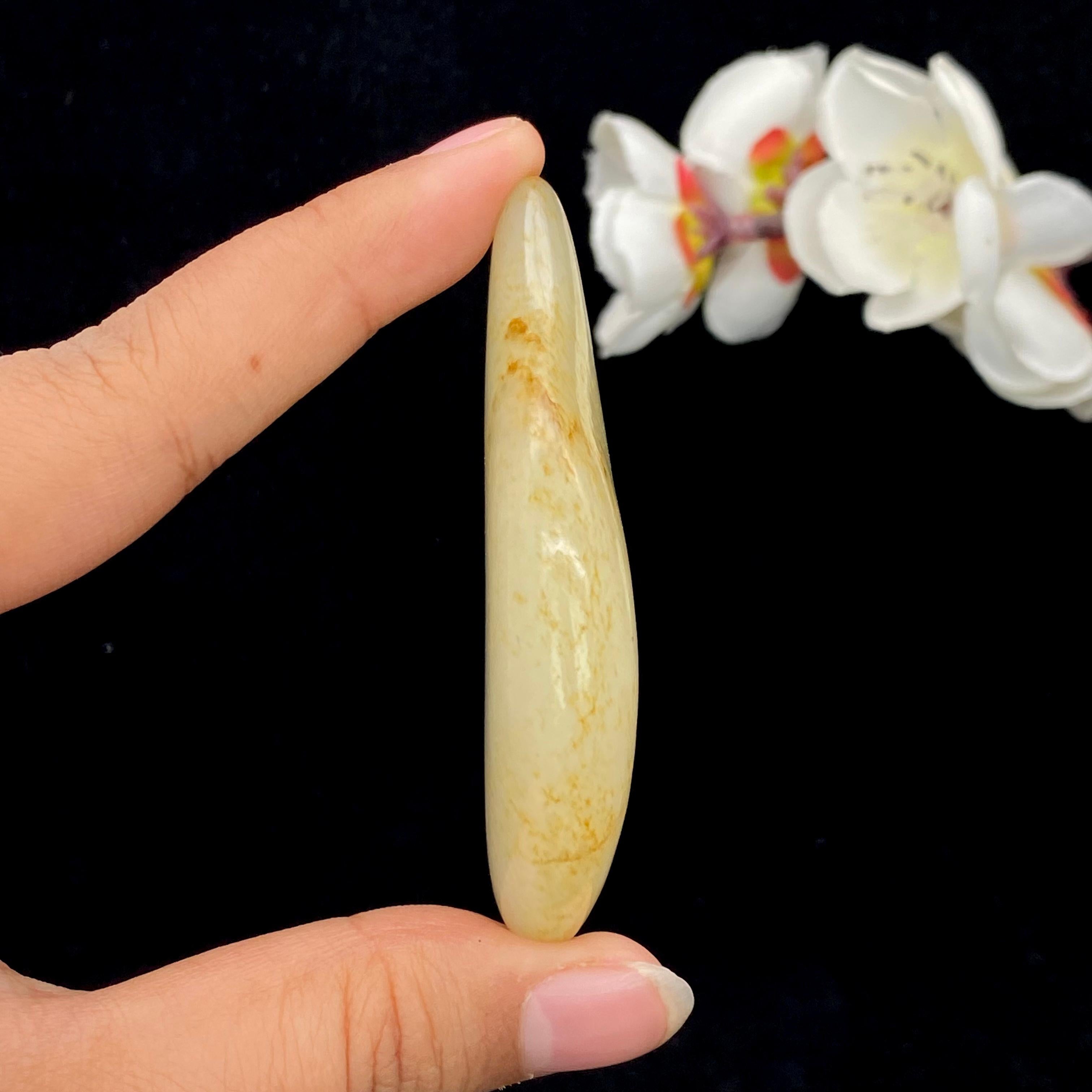 和田玉洒金皮籽料挂件（42.8g）