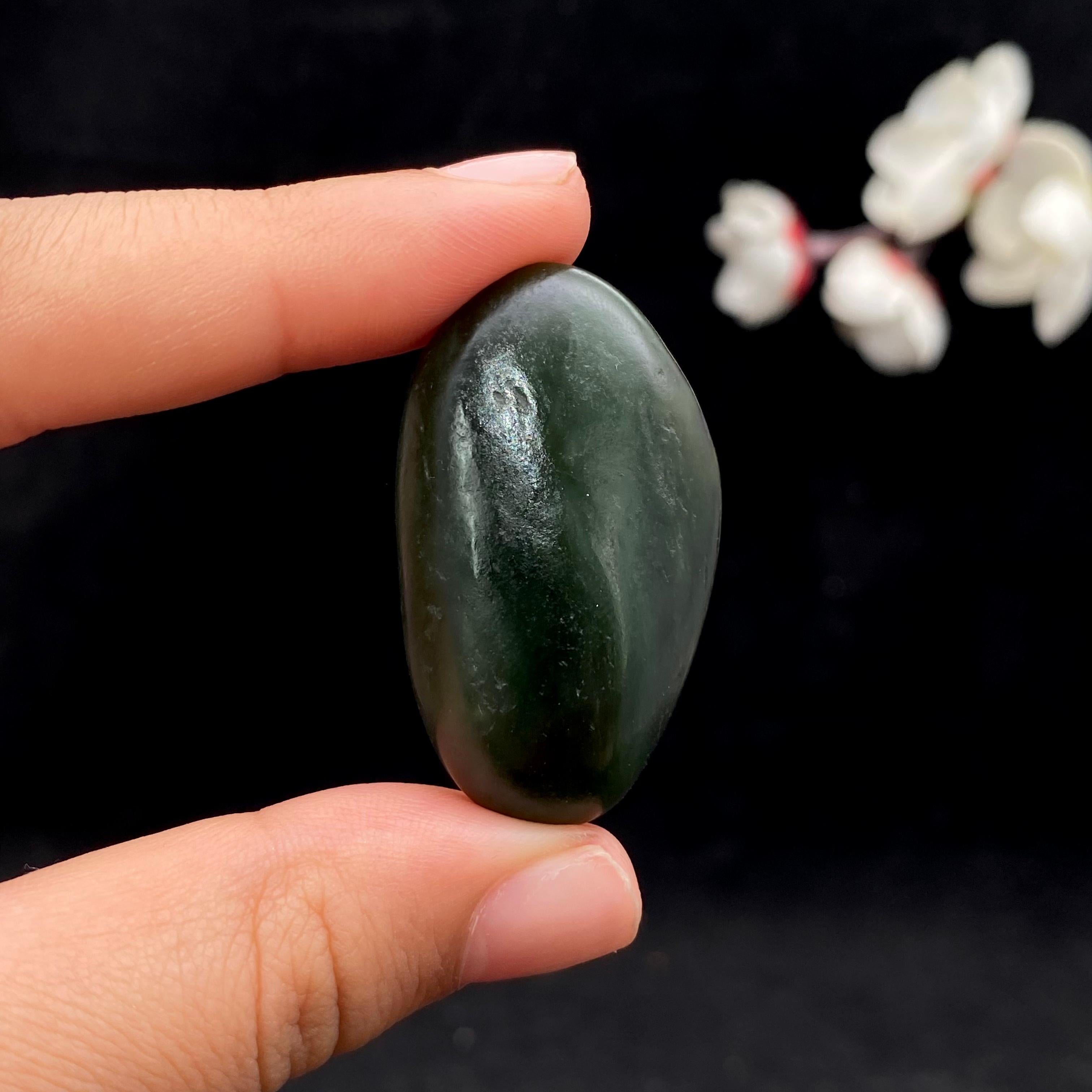 【超值推荐】和田玉碧玉籽料小挂件（17g）