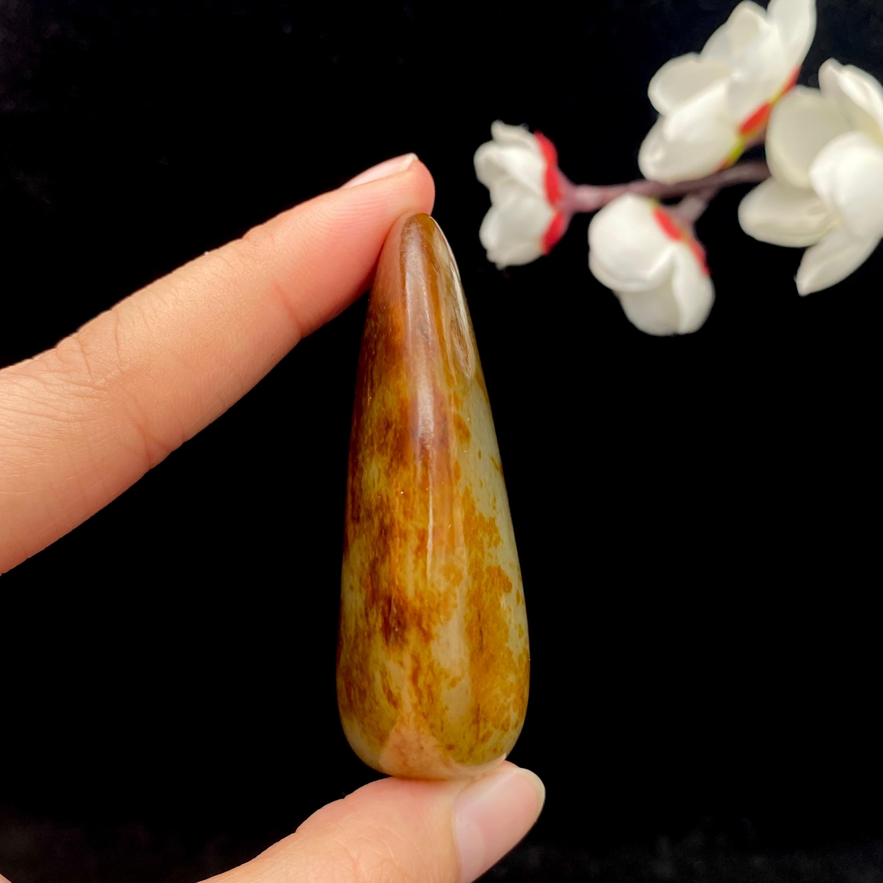 和田玉聚红皮籽料原石（53.7g）