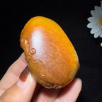 和田玉籽料挂件龙行天下手把件（92.6g）