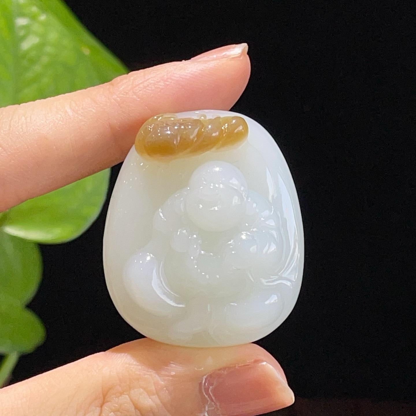 和田玉糖羊脂玉弥勒佛2607100010（36.4g）