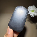 和田玉青花平安无事牌（70.1g）