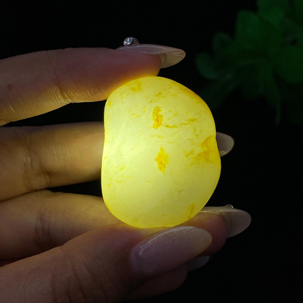 和田玉洒金皮青花底籽料（27.5g）