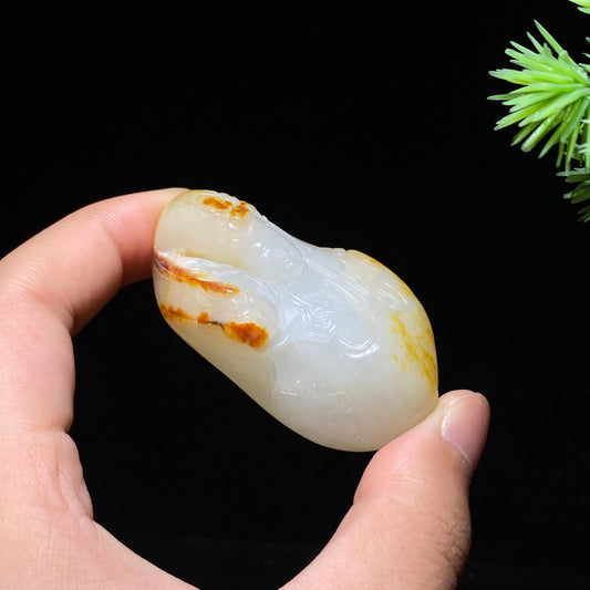 和田玉籽料观音（49.6g）
