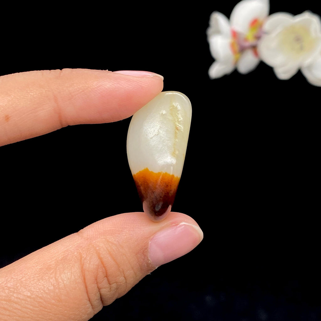 和田玉聚黄皮籽料挂件（16.3g）