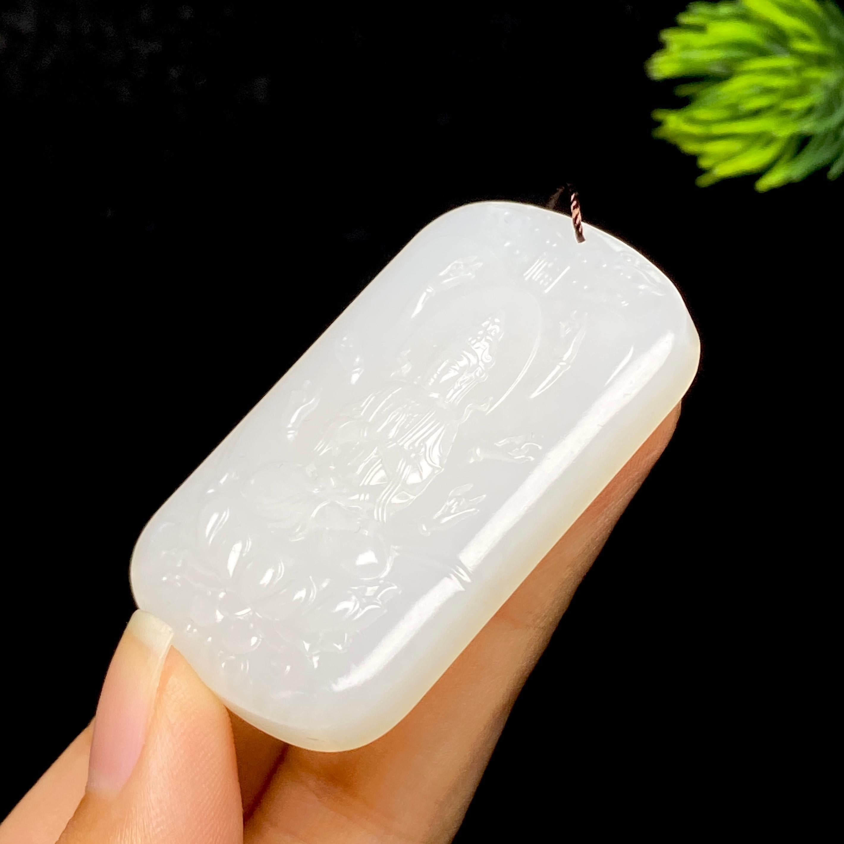 和田玉白玉千手观音（30.1g）