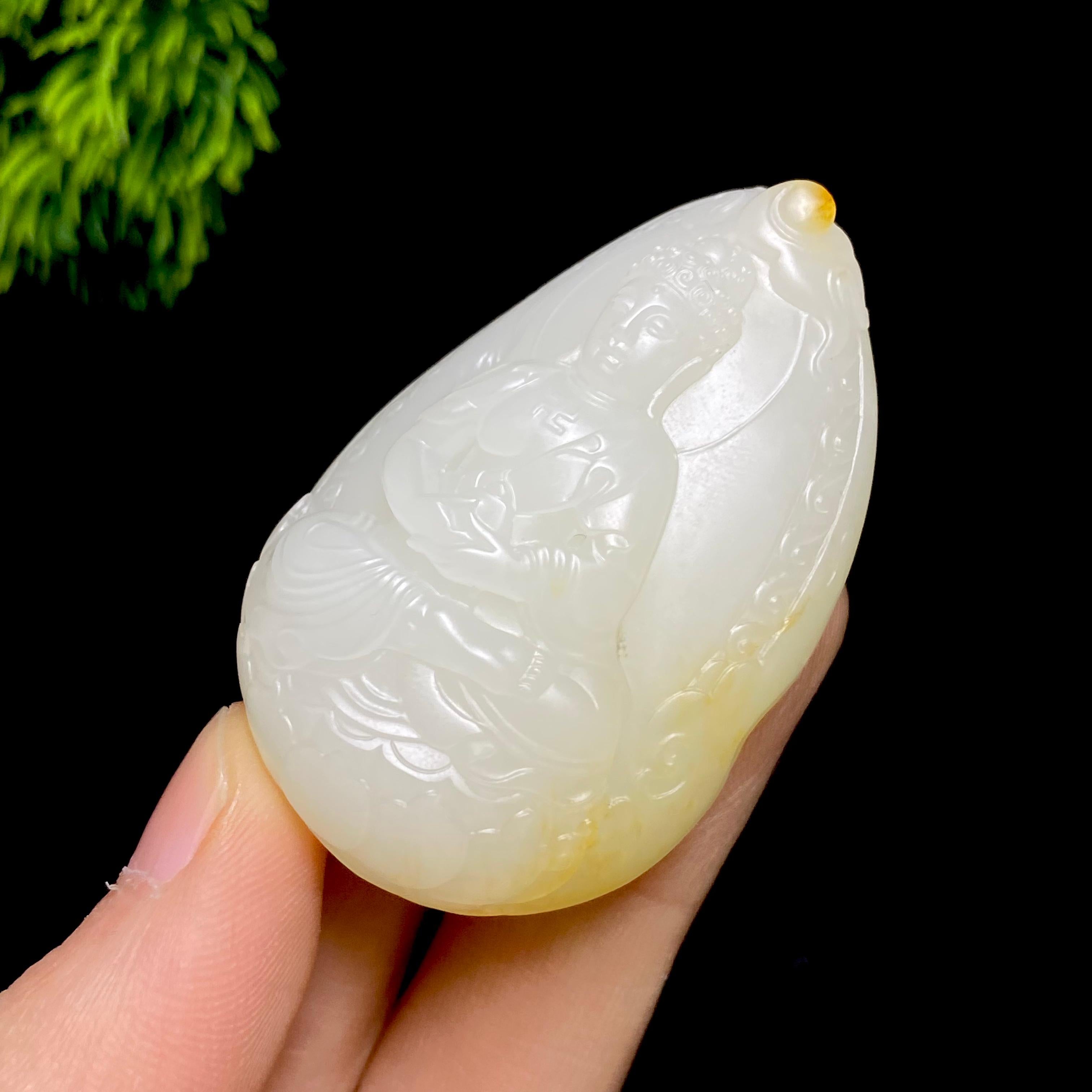 和田玉籽料观音（52.1g）