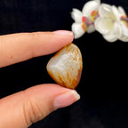 和田玉聚红皮籽料小吊坠籽（7.2g）