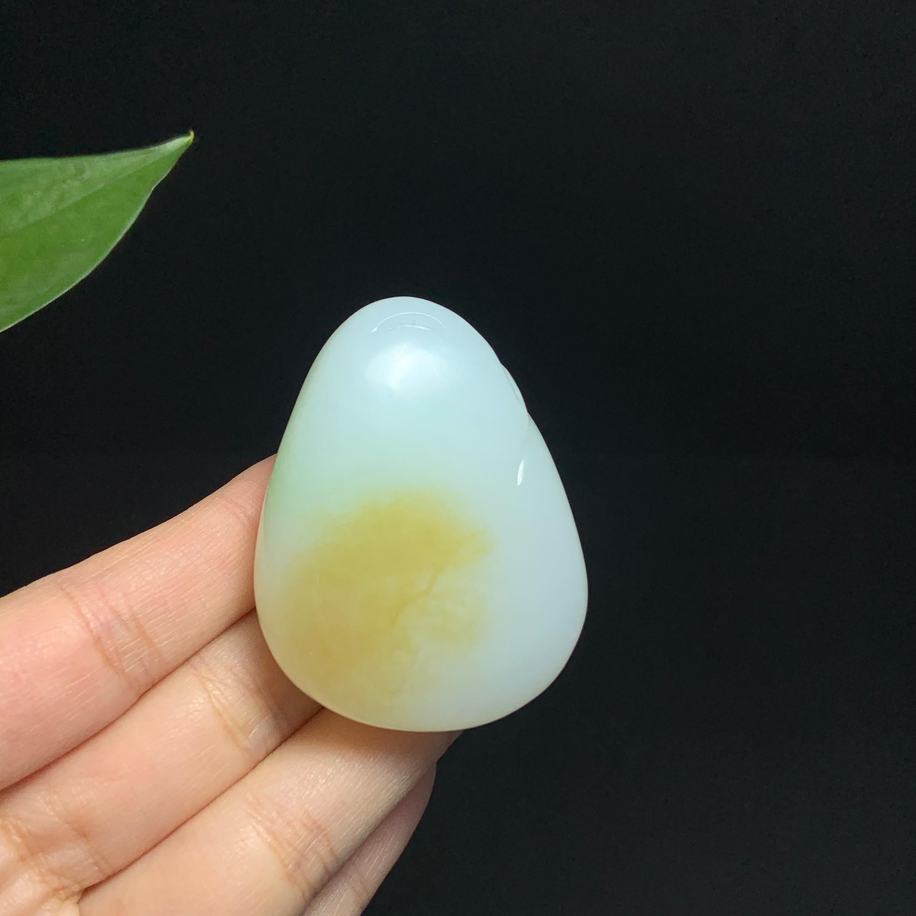 收藏级新疆且末糖白玉花开富贵挂件（57.2g）