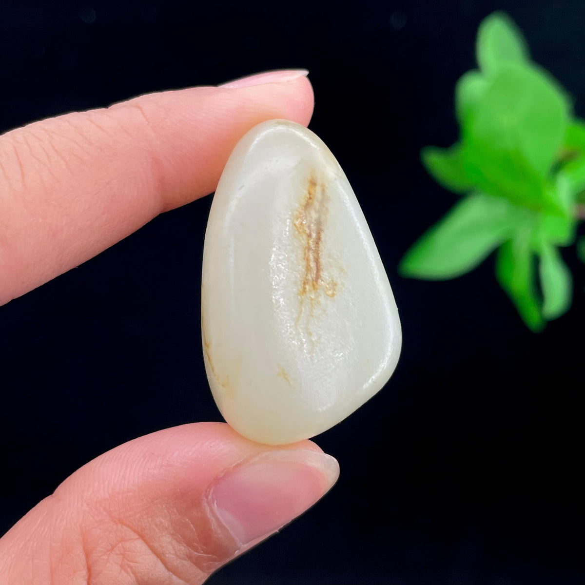 和田玉白玉带洒金皮籽料（21.3g）