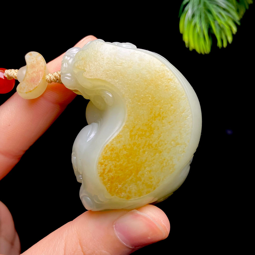 和田玉籽料貔貅把件（102.2g）