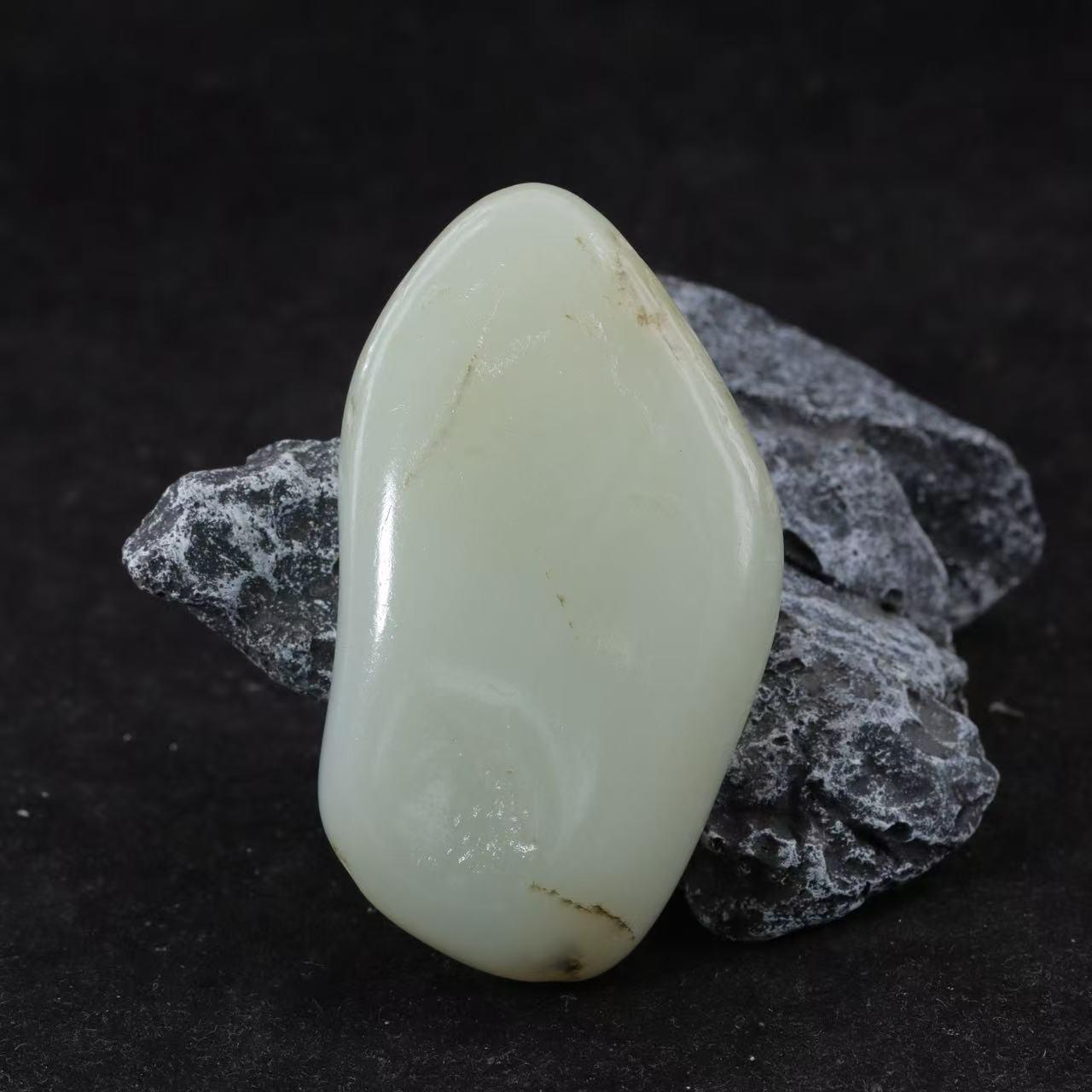 和田玉白玉籽料（86g）