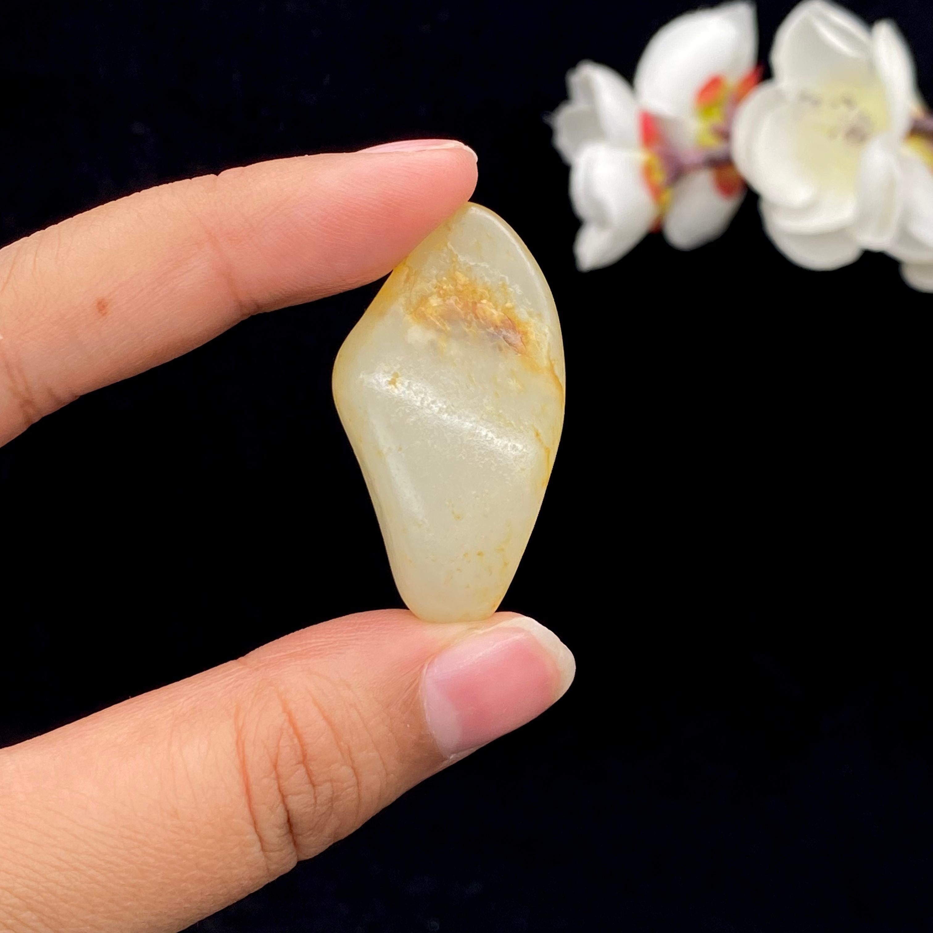 和田玉洒金皮籽料吊坠籽（13g）