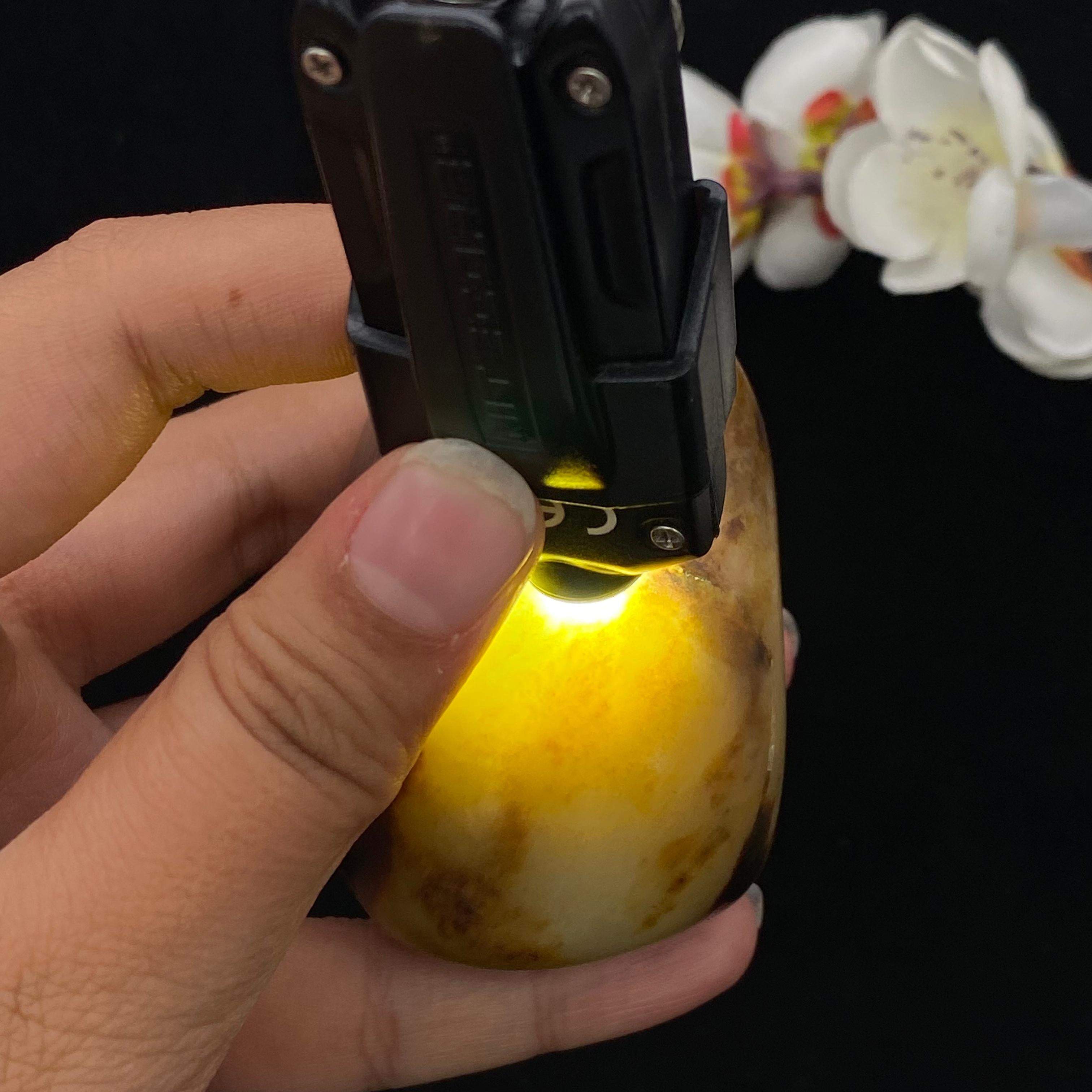 和田玉聚红皮籽料手把件（227.1g）